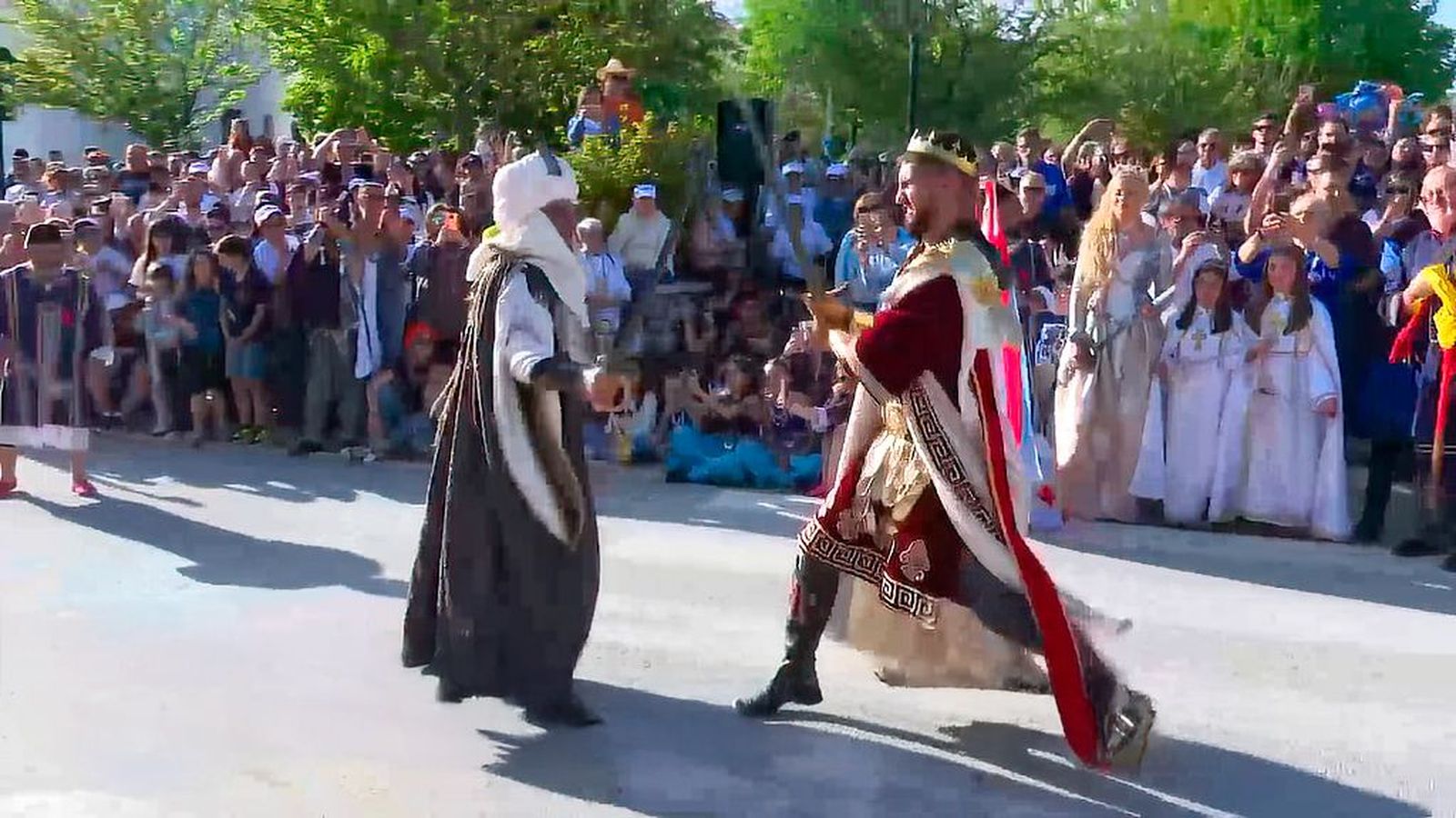 Benamaurel se viste de historia con las batallas medievales de Moros y Cristianos