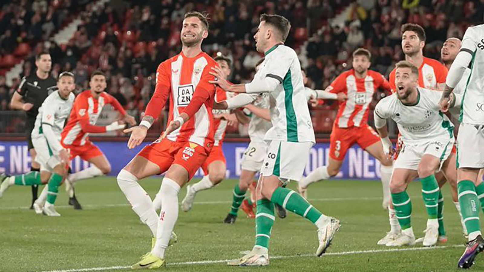 Almeria huesca 25
