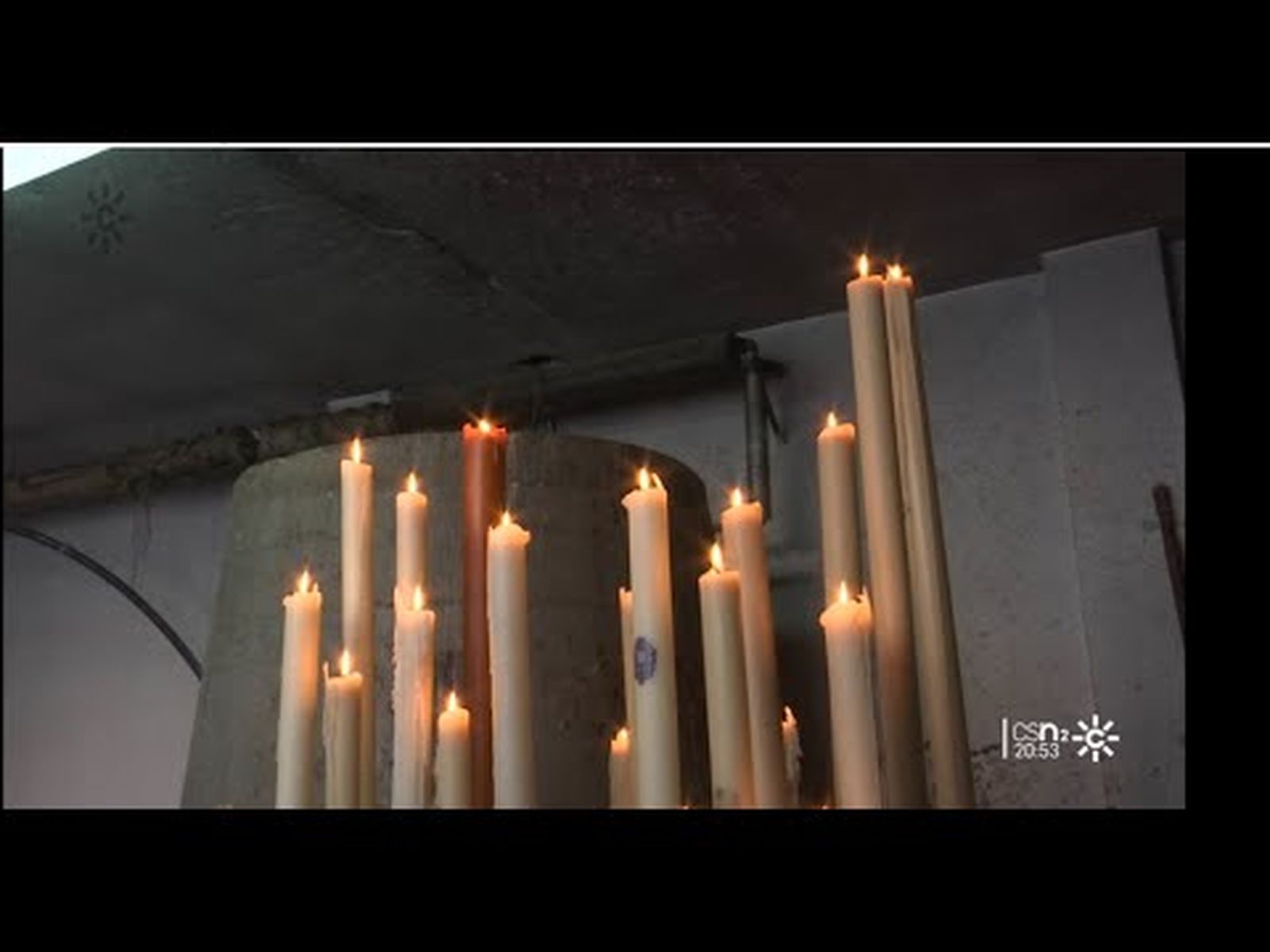 Procesiones iluminadas por cirios de Andújar en Andalucía y toda España