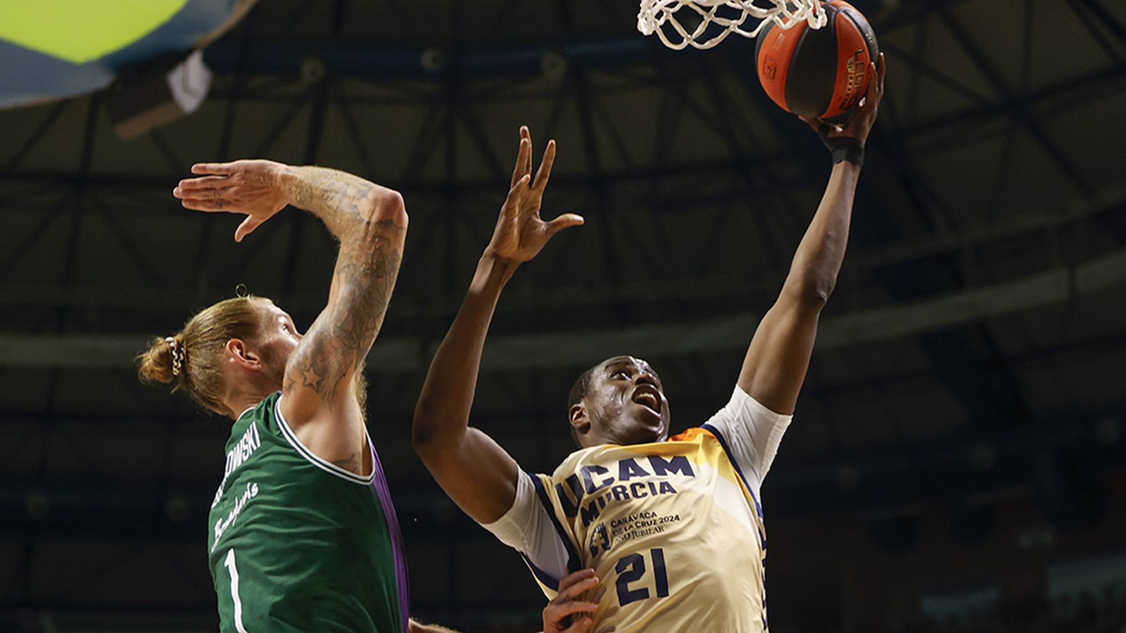 Unicaja cae ante el UCAm Murcia en el Carpena