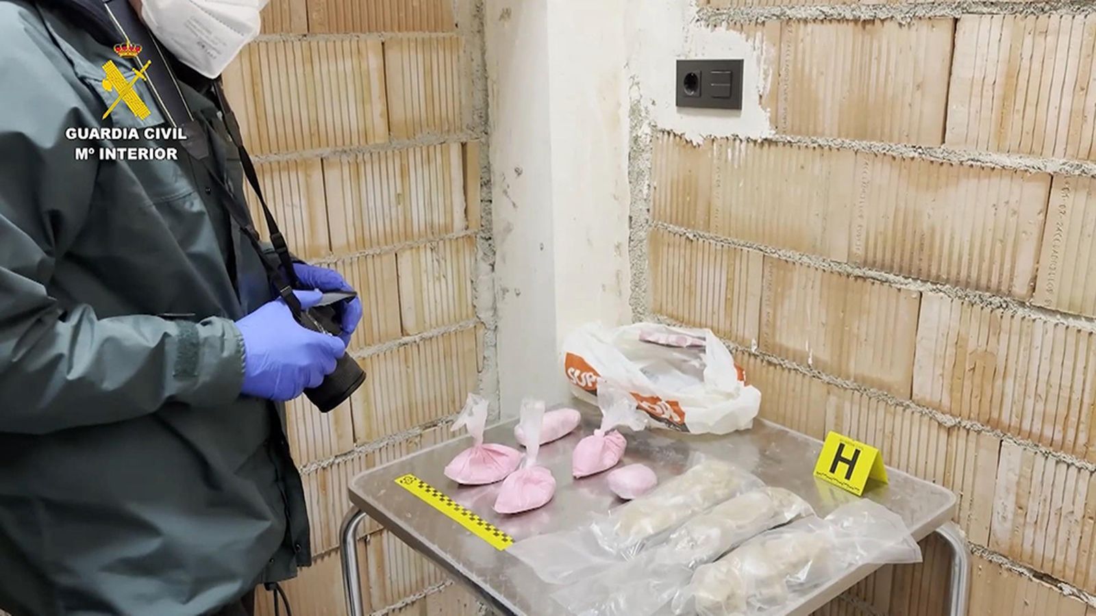 Desarticulada una banda de narcos en Granada