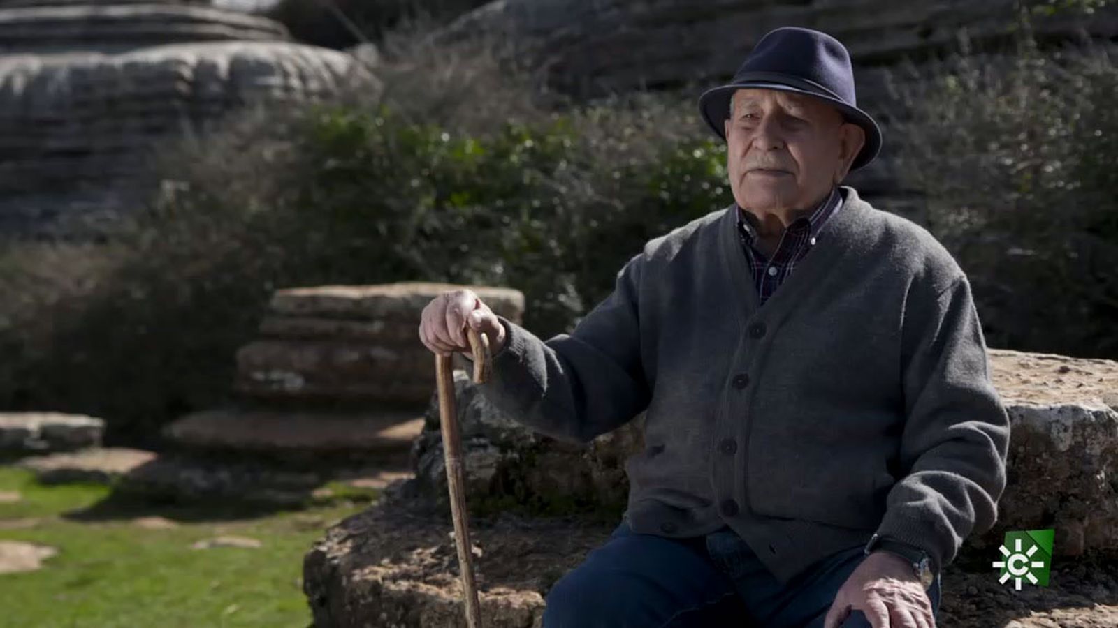 Joselillo Cuenca, aficionado a los toros, recibe una sorpresa de Enrique Romero