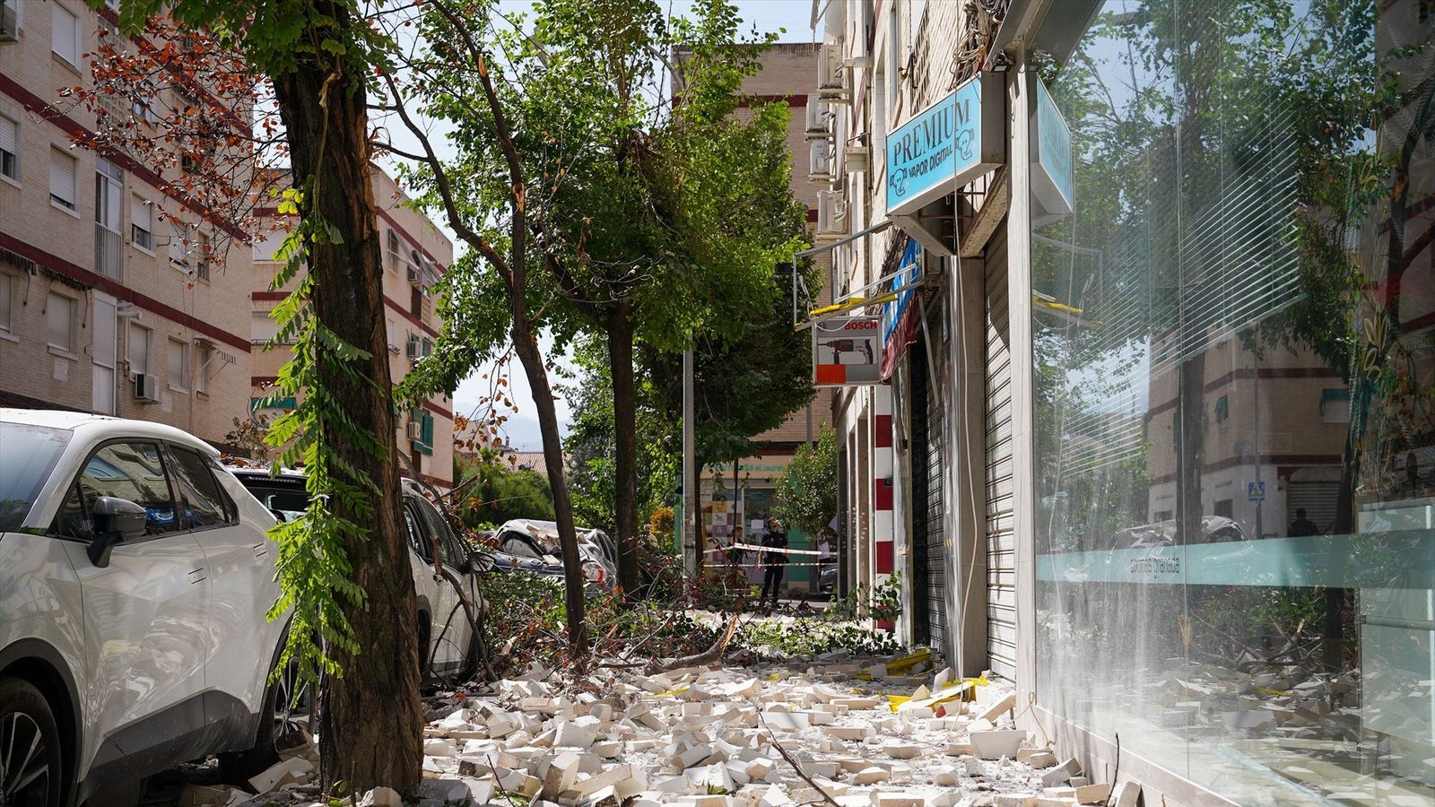 'He sentido pánico durante los terremotos en un centro comercial en Granada'