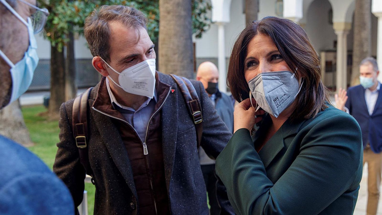 angeles ferriz con toni valero en el parlamento