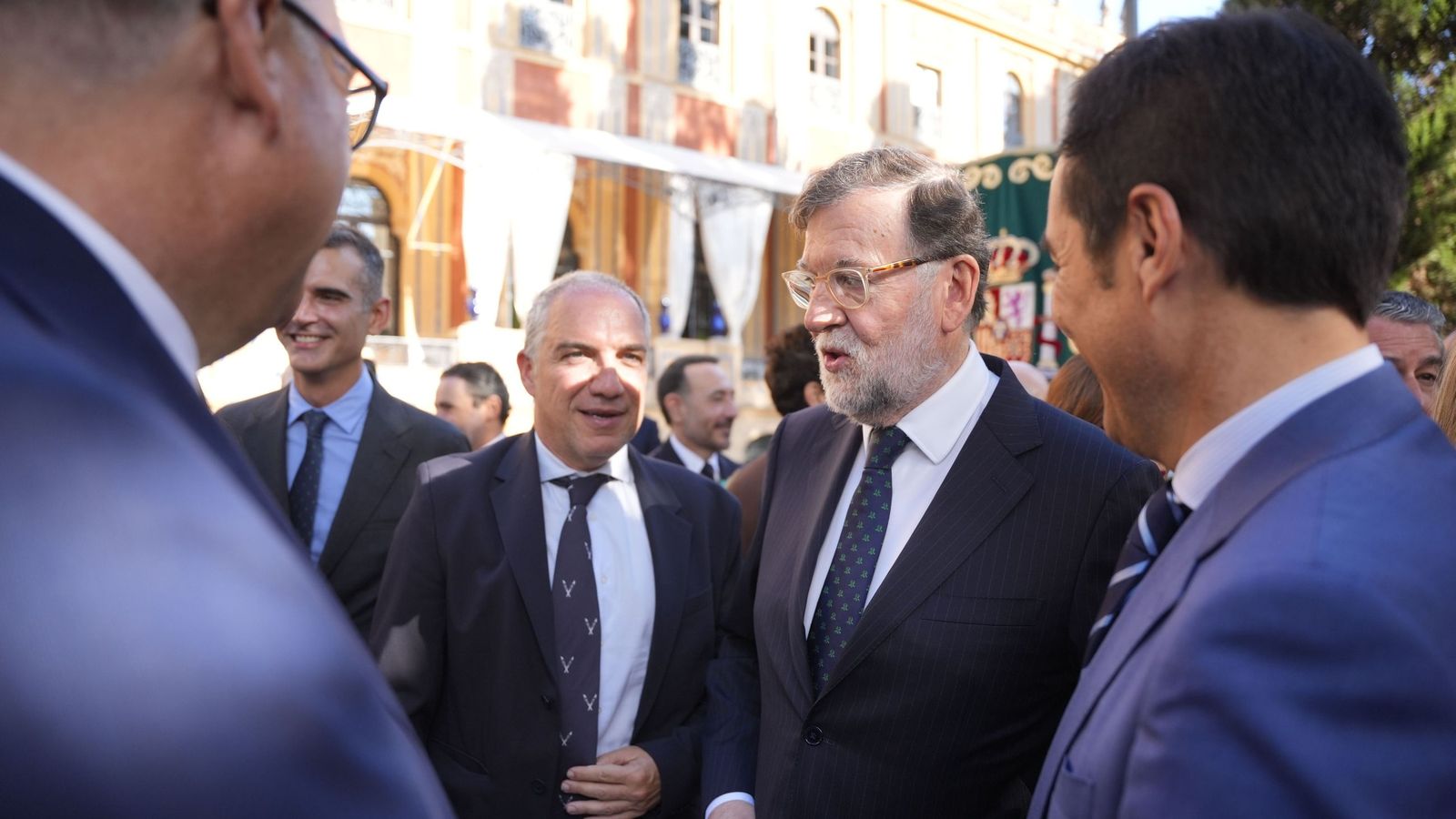 Rajoy asiste a la toma de posesión de Moreno