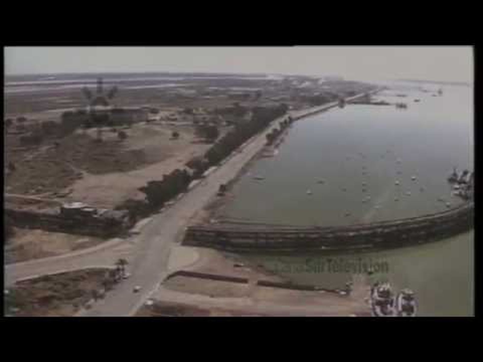 Huelva, capital desde 1833, a vista de pájaro en 1992 y 2008