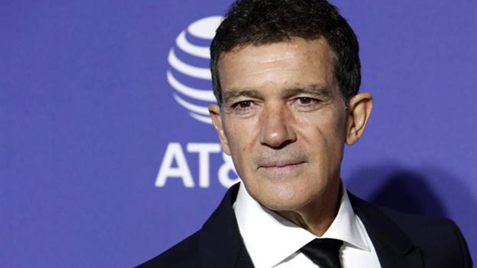 antonio banderas ok