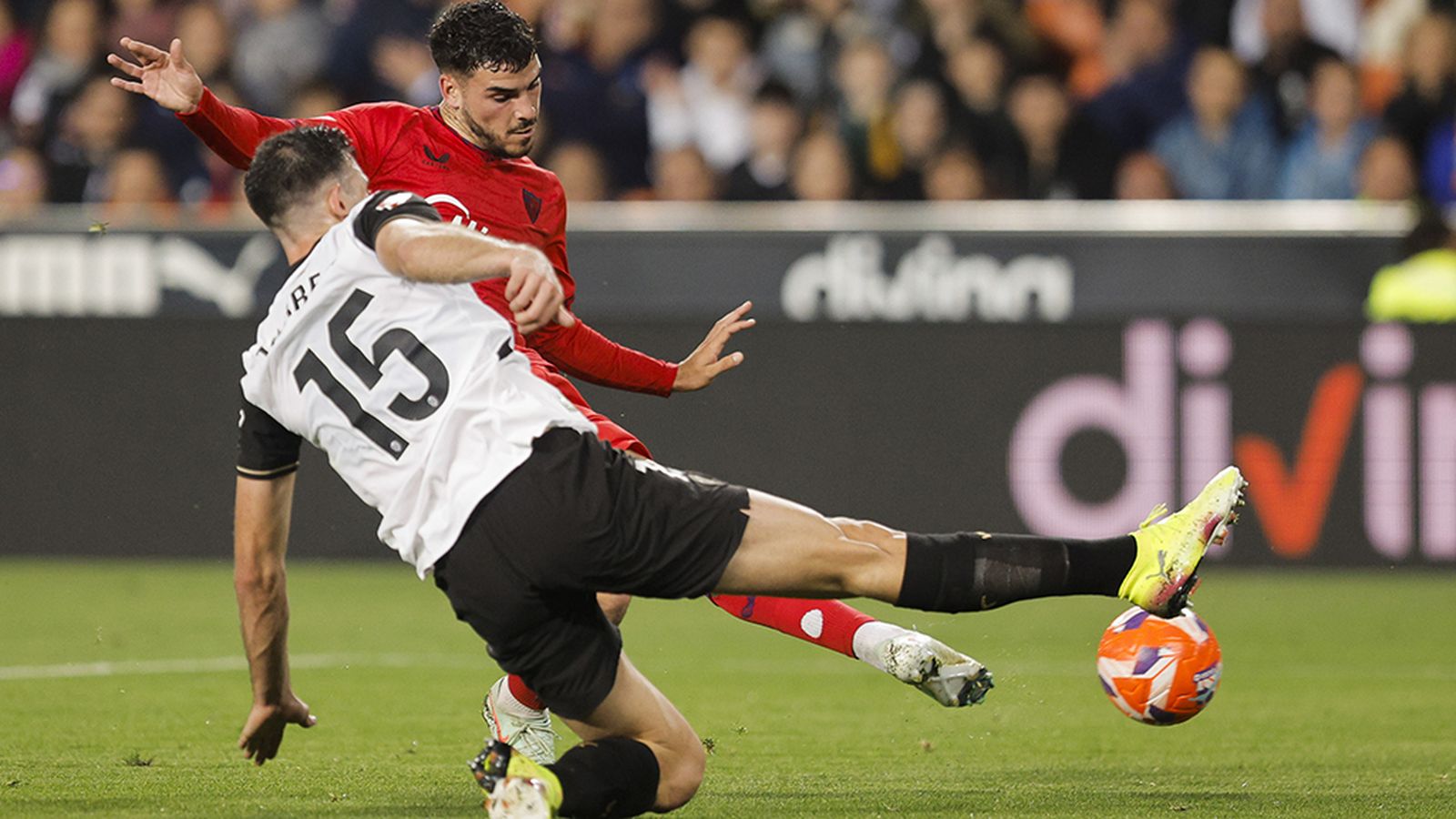 Isaac Romero en el Valencia - Sevilla