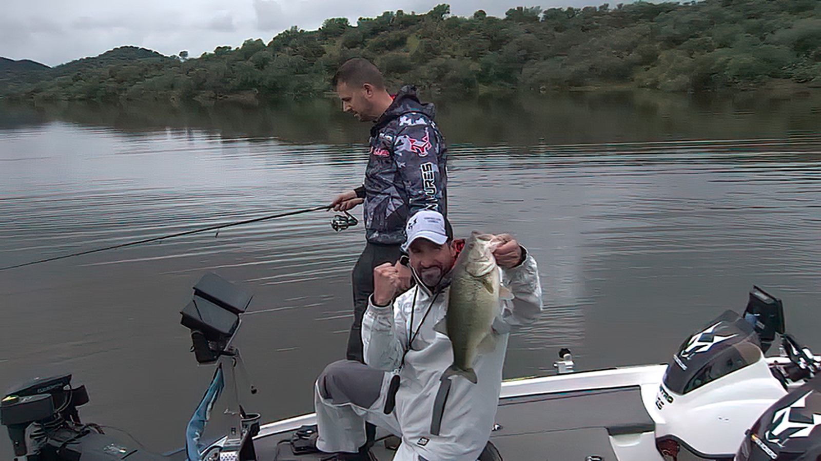 Se complica la pesca de black bass tras las lluvias