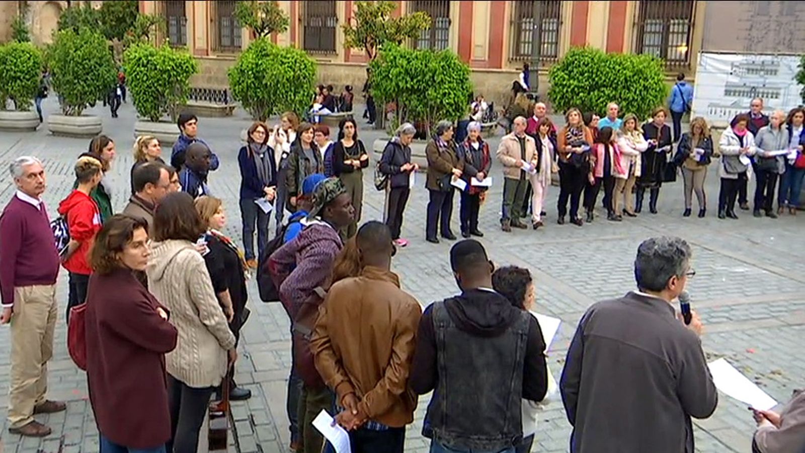Círculo del Silencio migrantes 1024