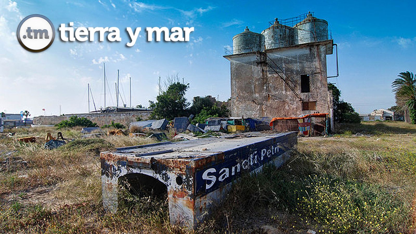 Comunicación Tierra Y Mar Foto