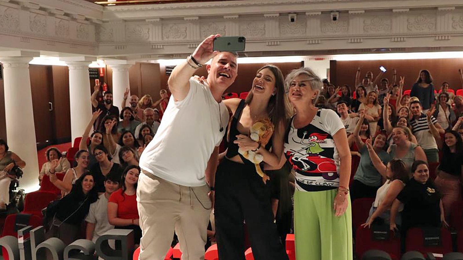 COMUNICACIÓN ANA GUERRA 3 OK FIESTA