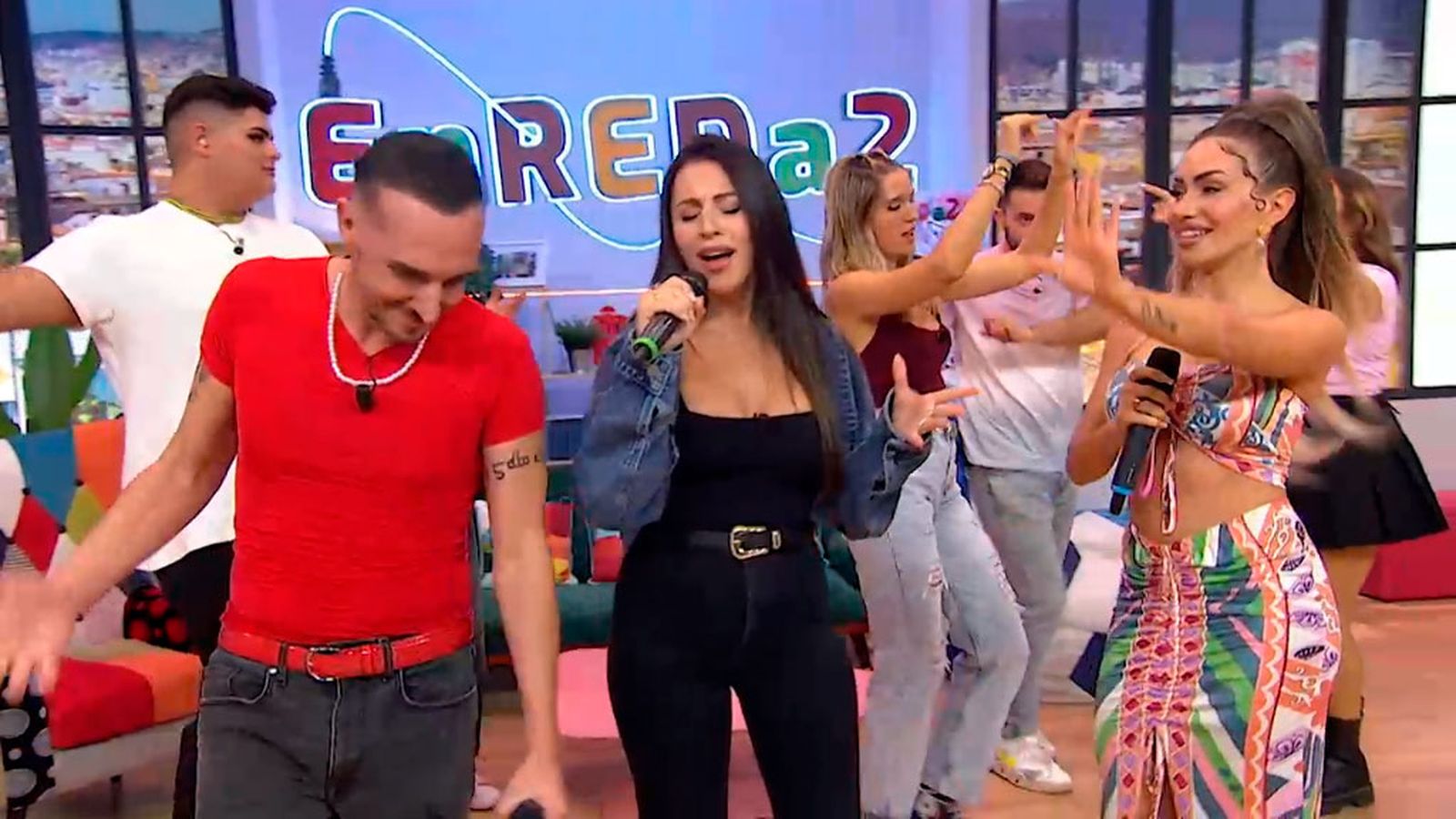 María Artés, Maki y Joana Santos ponen el ritmo flamenco con el tema  'Por Eso Te Canto'