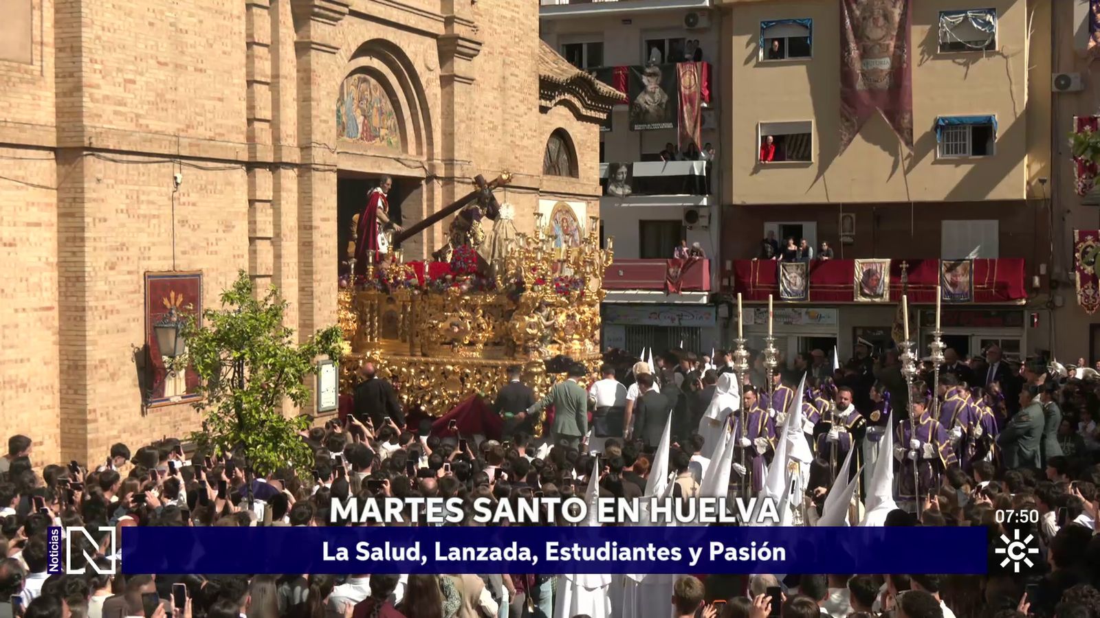 Homenaje a las víctimas de Adamuz en las Tres Caídas de Huelva