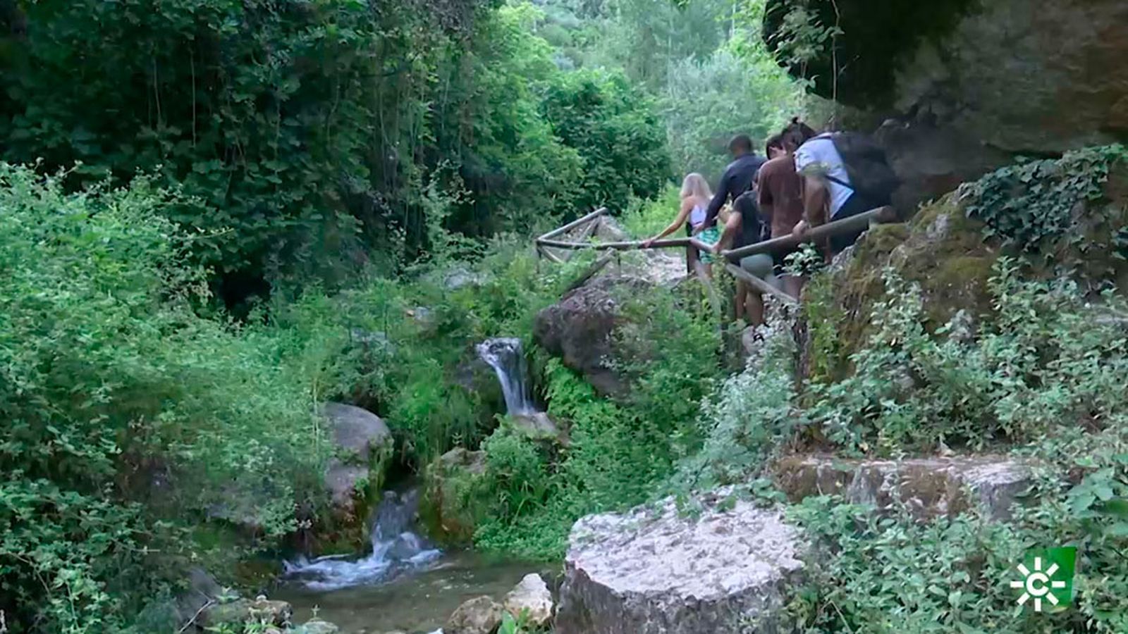 Hacemos barranquismo en el río Guadalquivir a su paso por Cazorla y nos relajamos en un spa