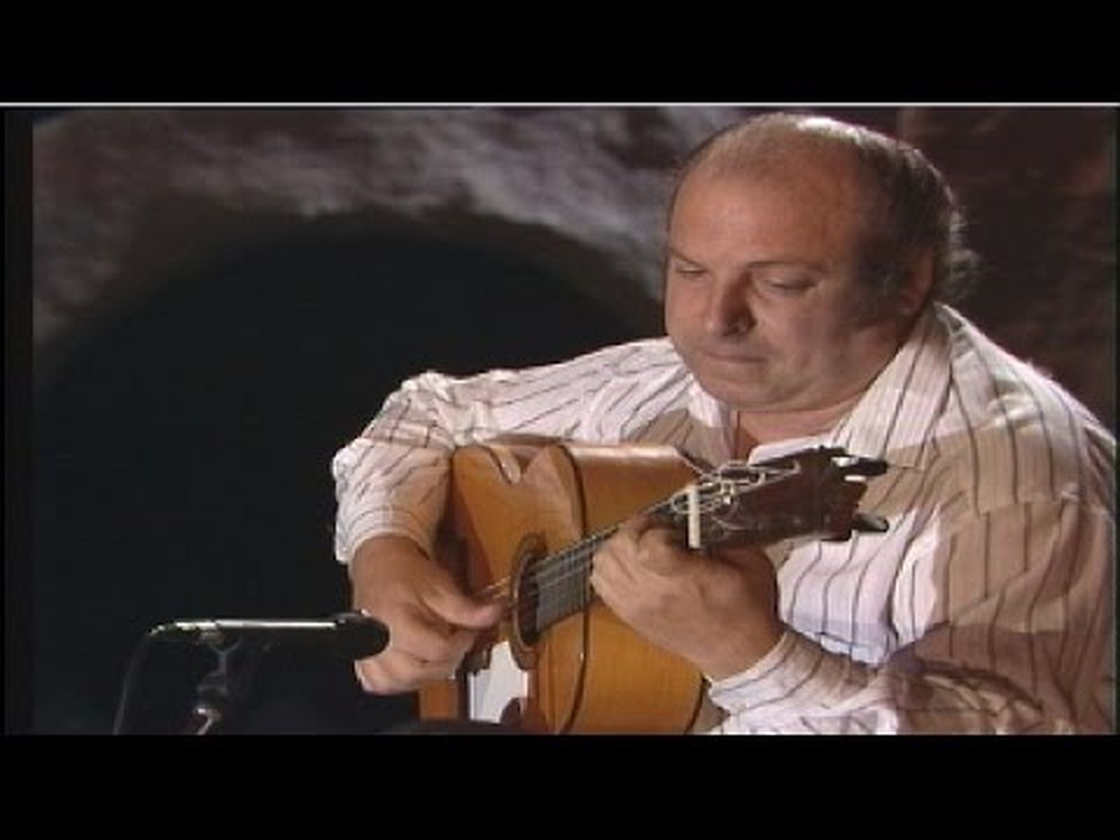 Pedro Bacán, guitarrista lebrijano, por Alegrías (1989)