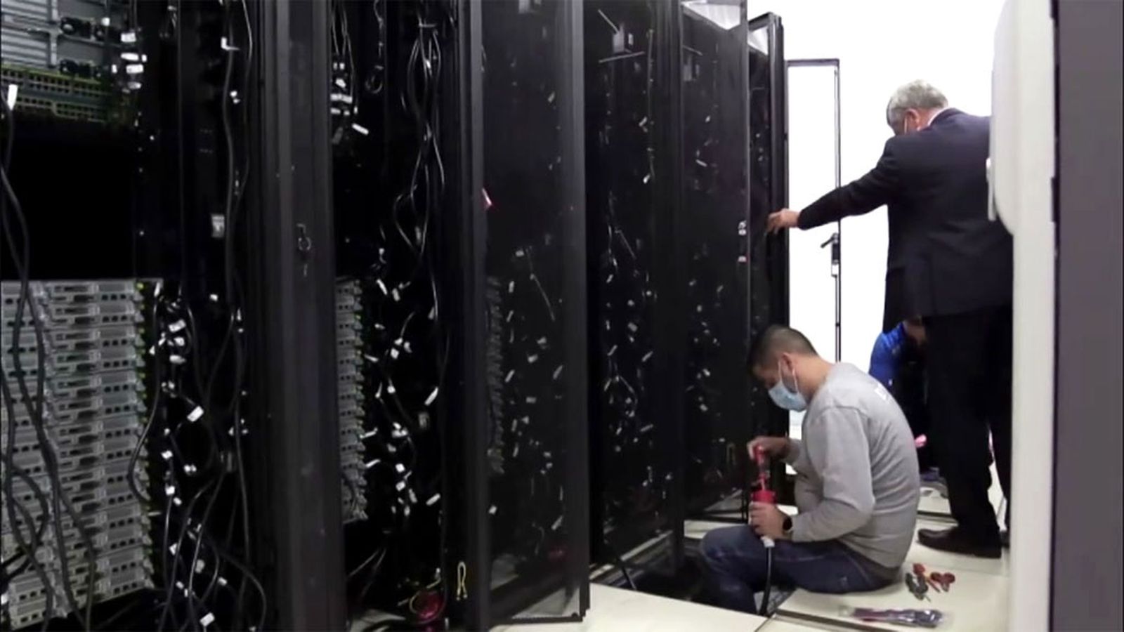 El supercomputador que hace en un día cálculos que requerían 25 años