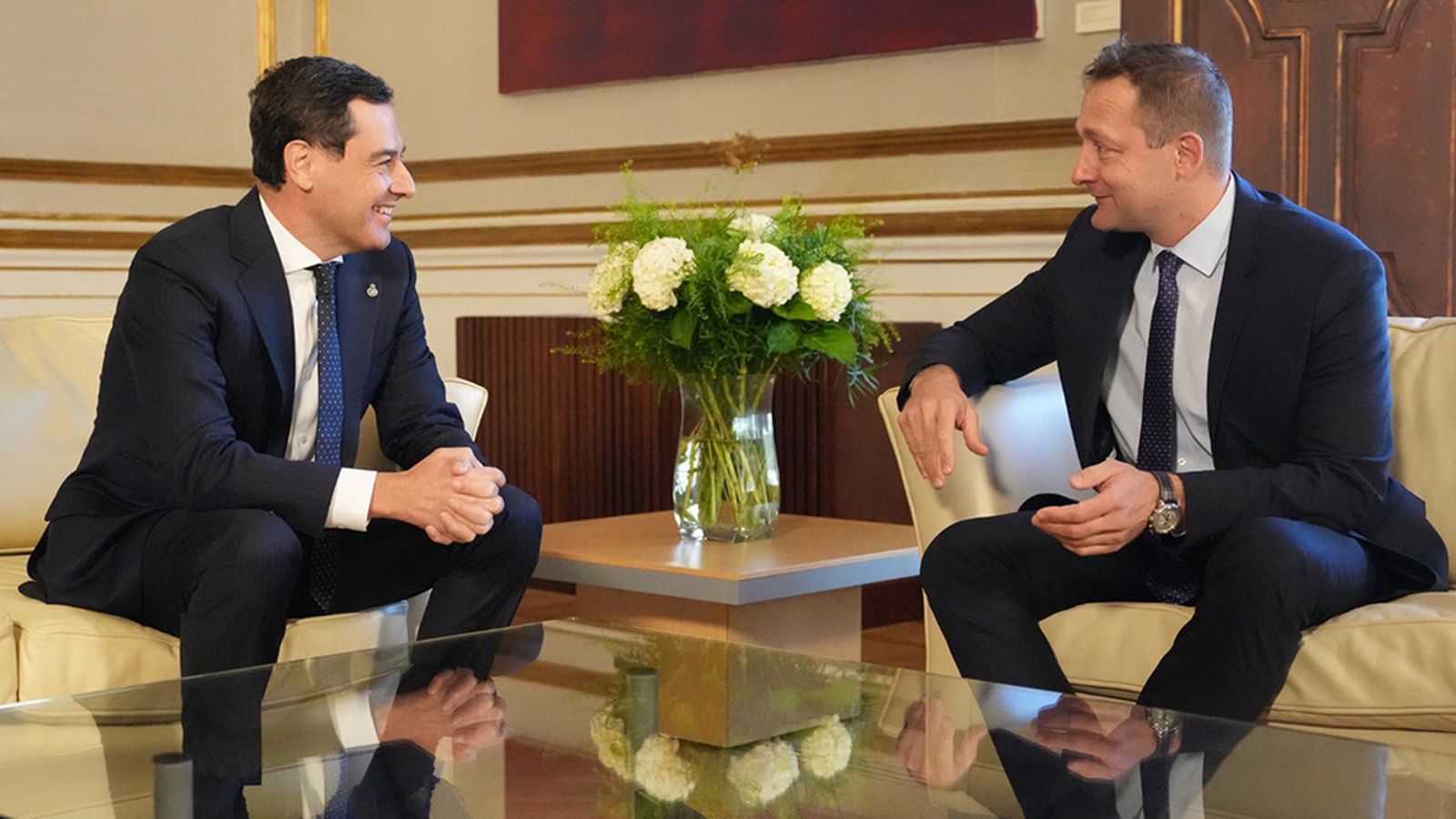 Moreno y el comisario europeo de Agricultura