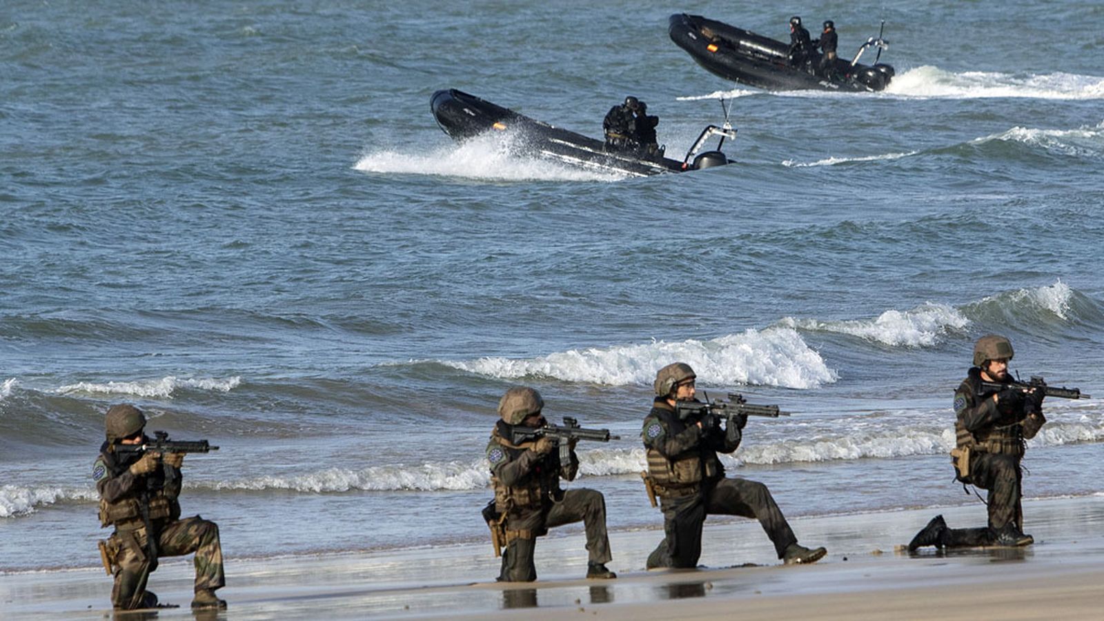 Ejercicios en la base naval de Rota