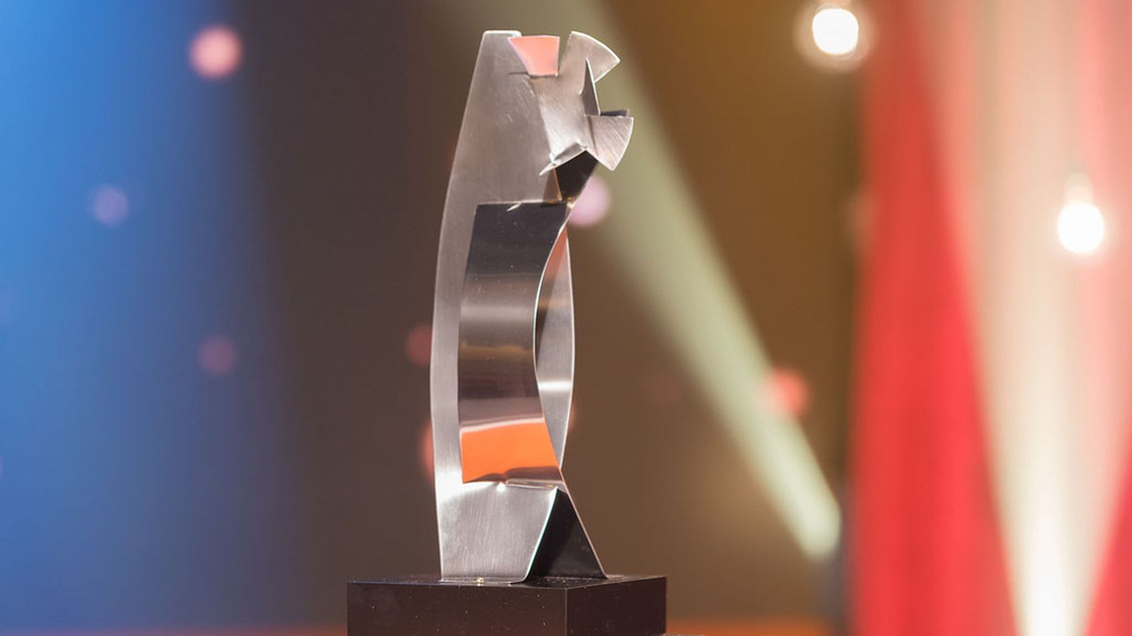 Imagen galardon Premios El Publico 1024