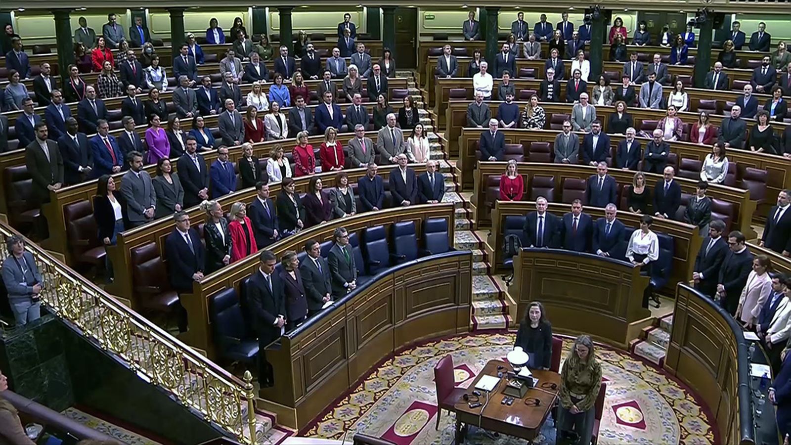 Minuto de silencio en el Congreso por las víctimas de la violencia machista