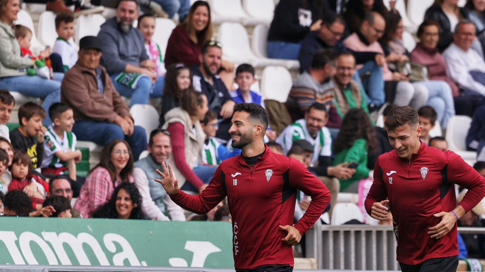 jugadores Cordoba con público