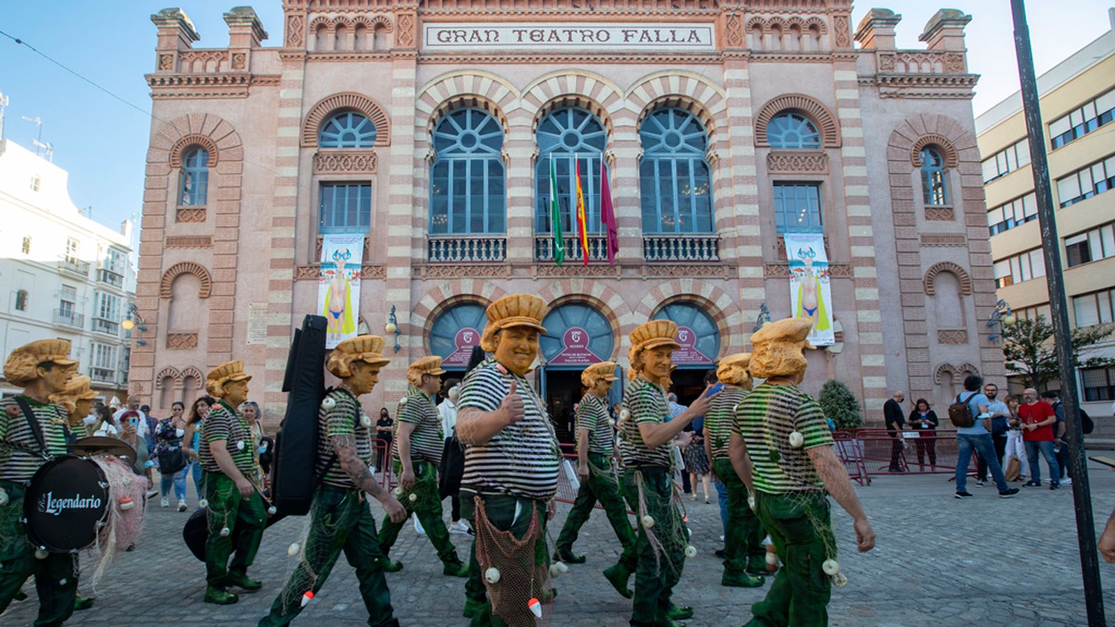 Carnaval Chirigota Aquí huele a verdín Falla exterior 1024 px