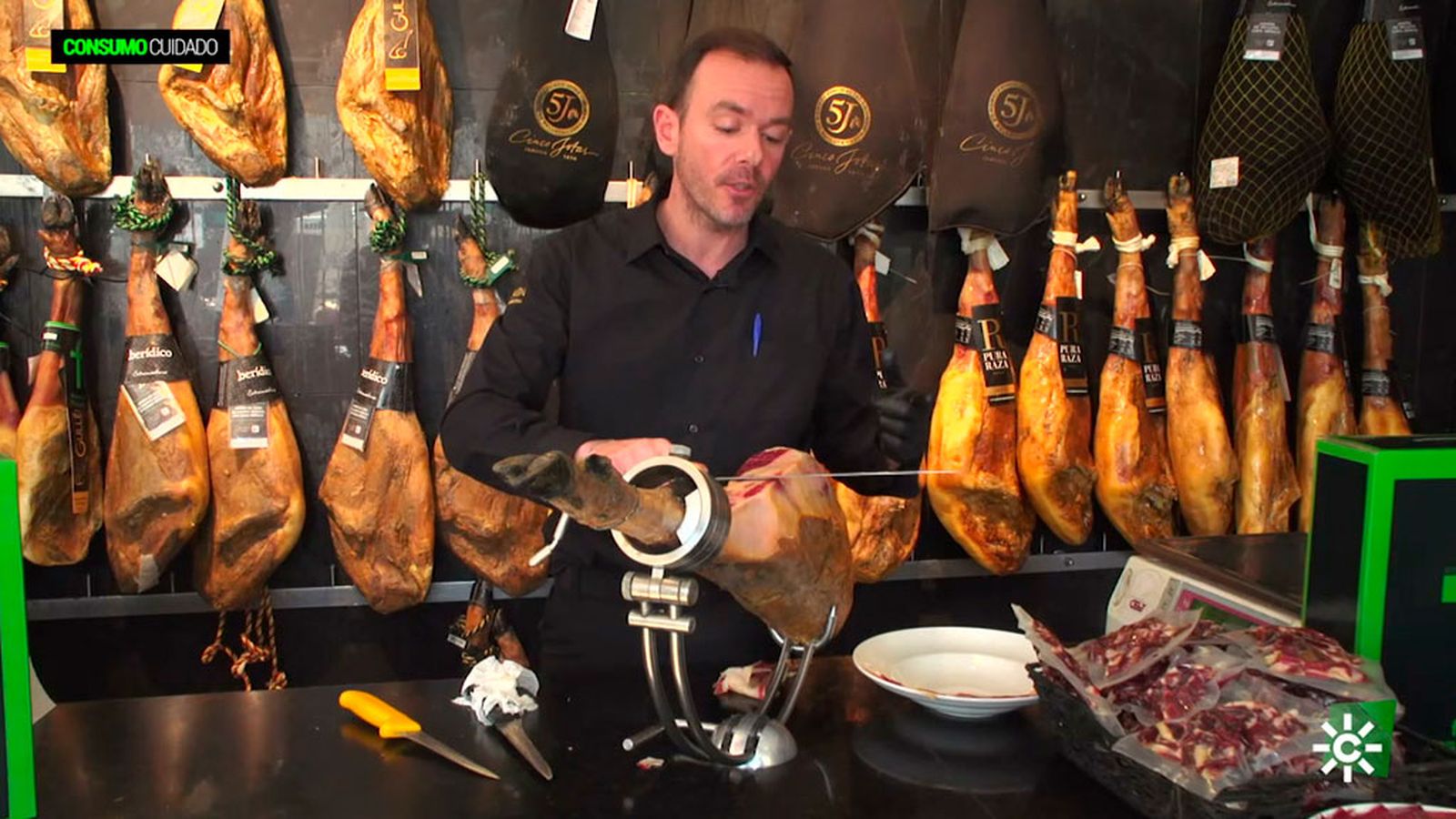 Cómo cortar correctamente un jamón para saborear mejor este manjar