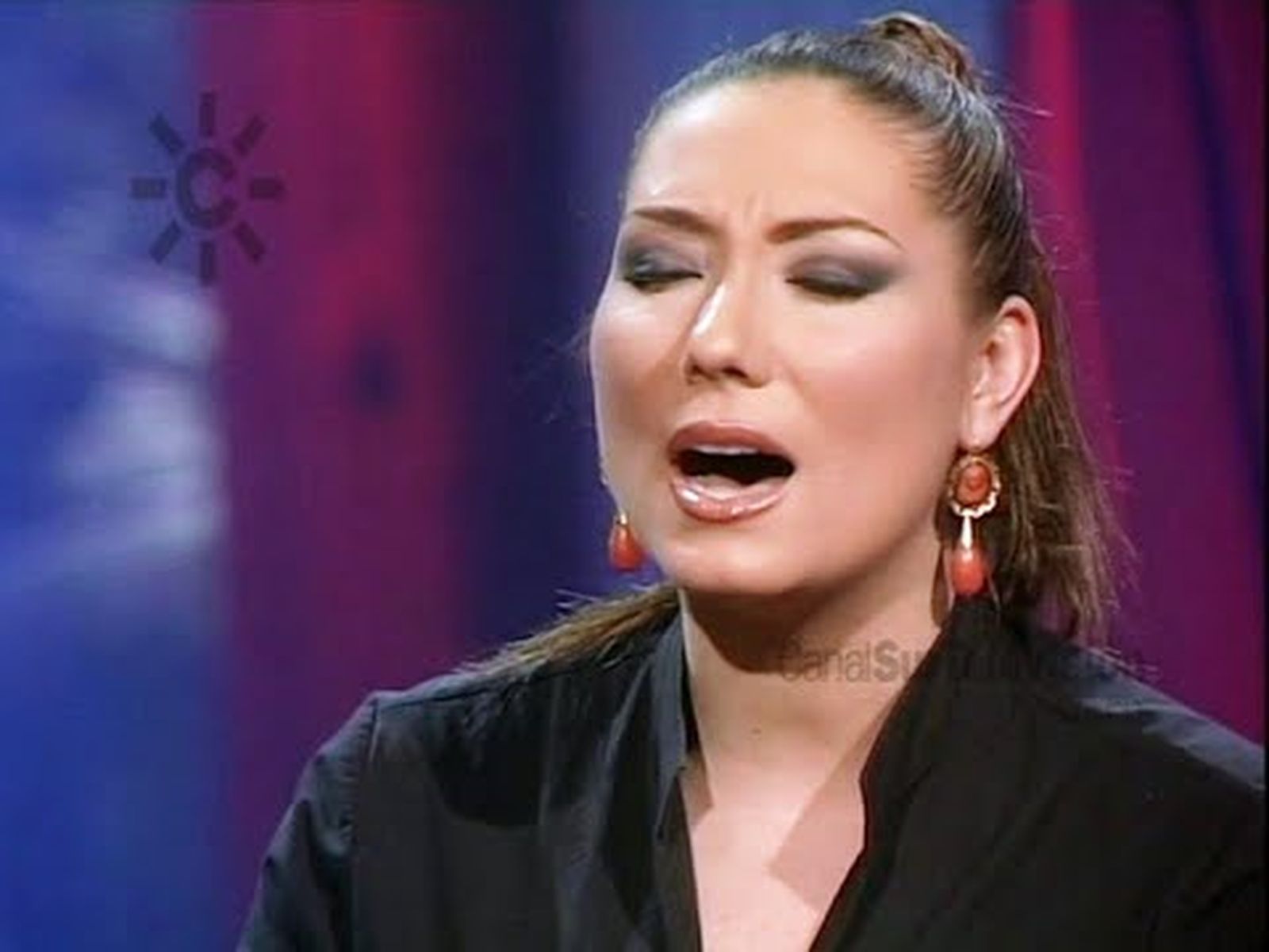 Marina Heredia canta Saeta al Cristo de los Gitanos (2007) Flamenco en Canal Sur