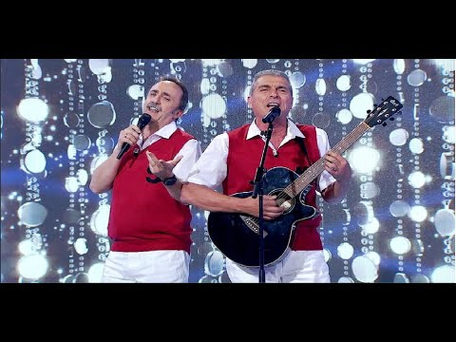 Un Dúo Dinámico muy especial canta "Quisiera ser"