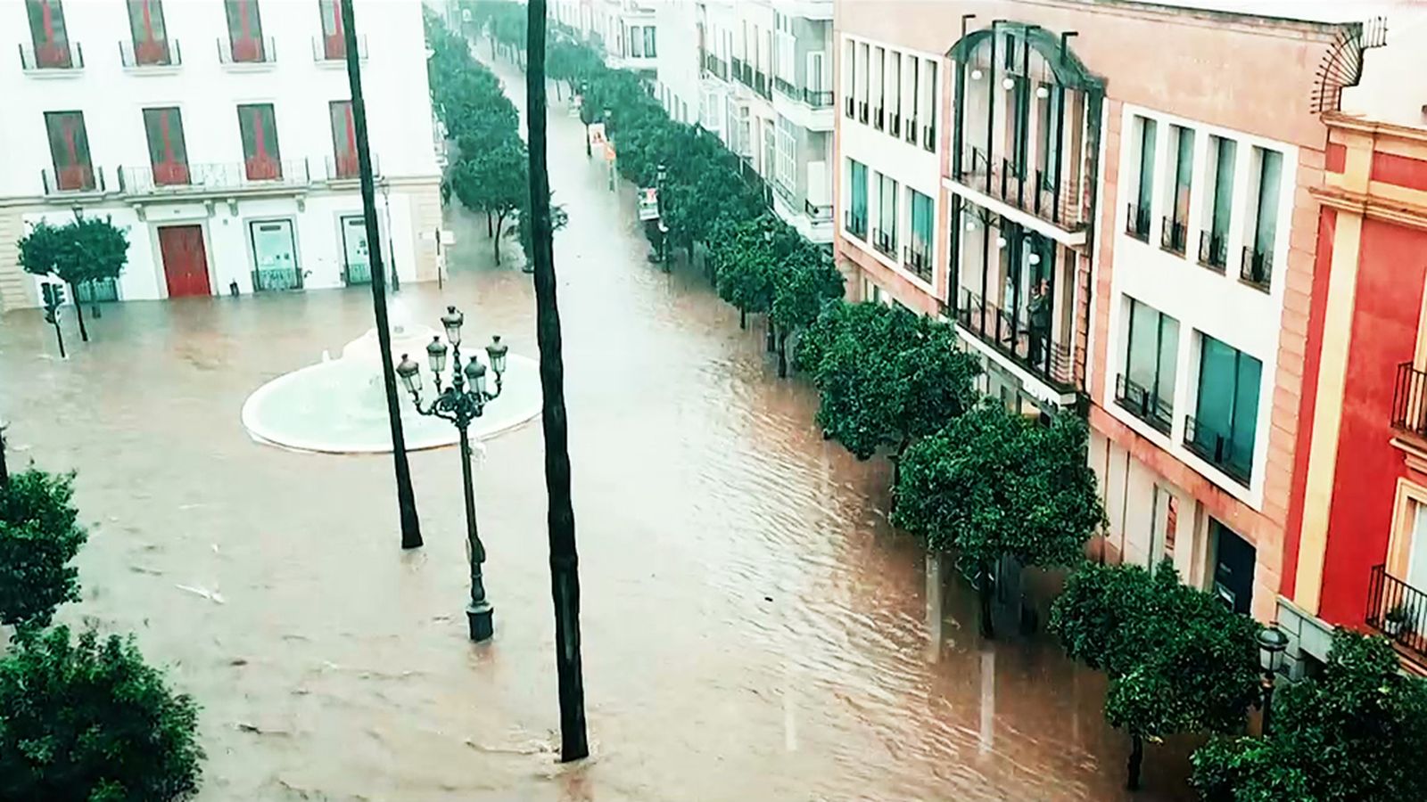 En Guardia 24/7 inundaciones plaza 1024x576