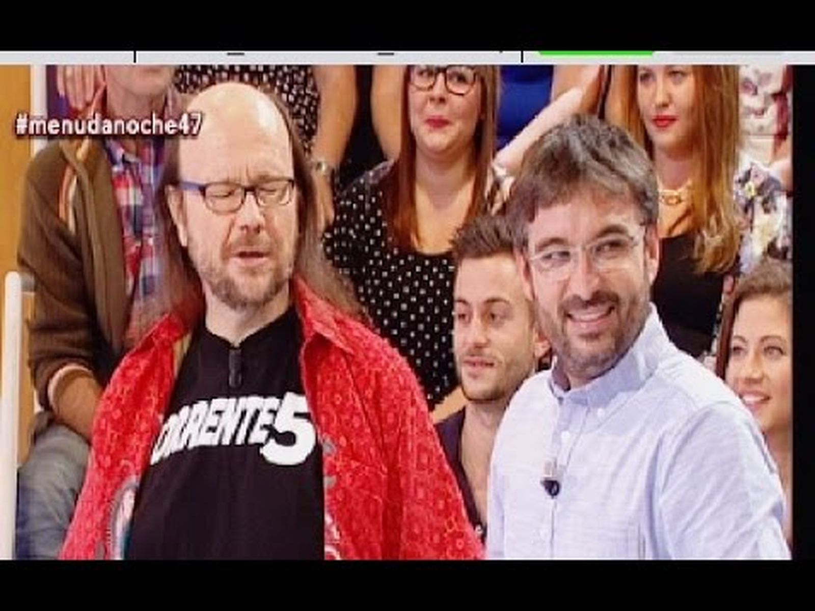 Jordi Évole y Santiago Segura como niños haciendo el canguro