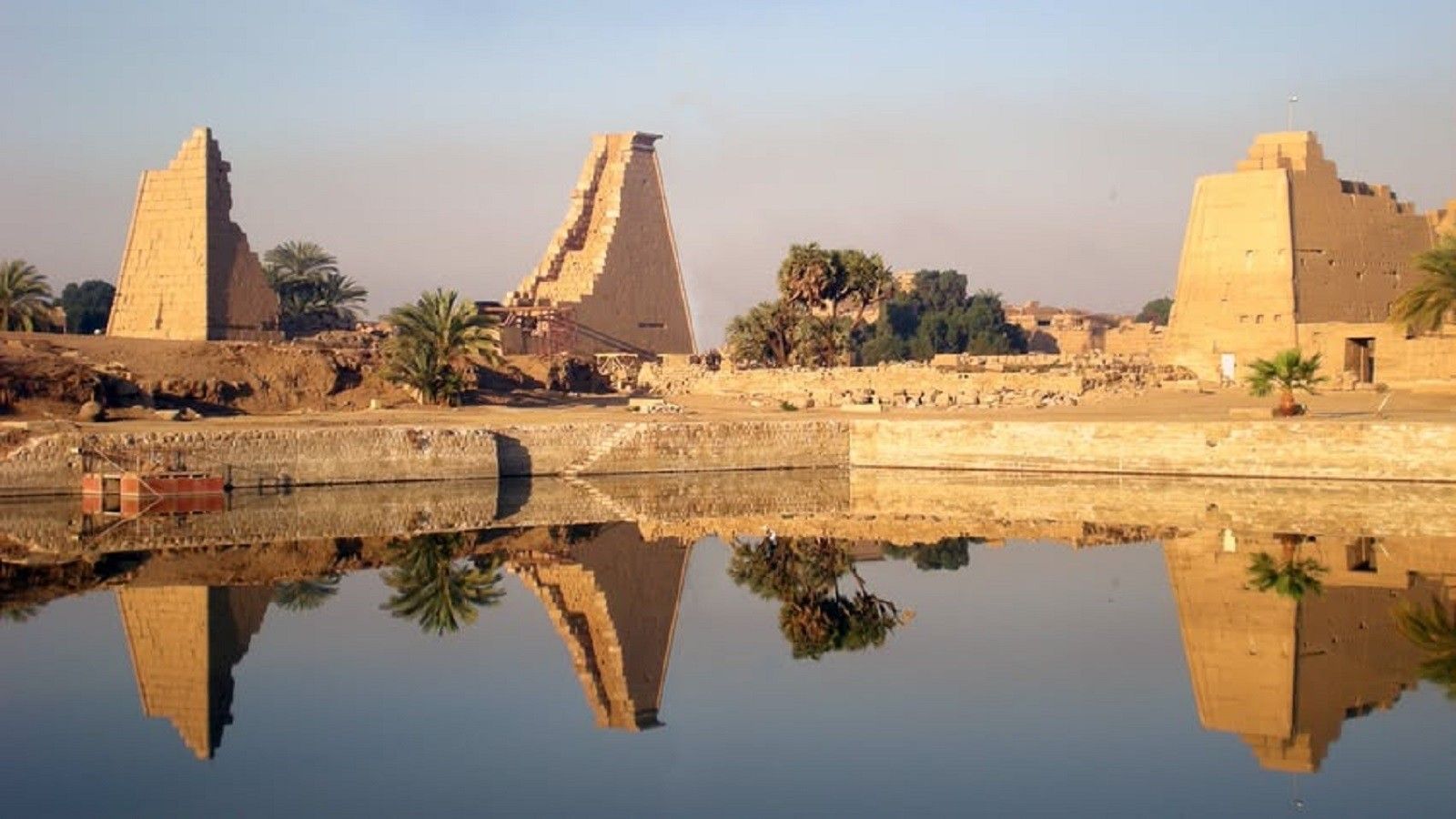 lago sagrado de Karnak