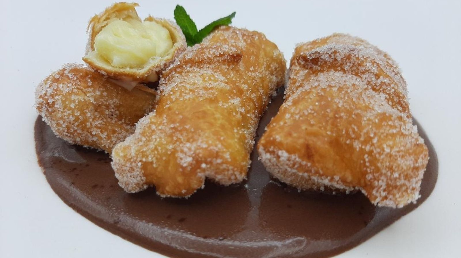 Cómetelo 21/01/22 rollitos fritos de crema y chocolate