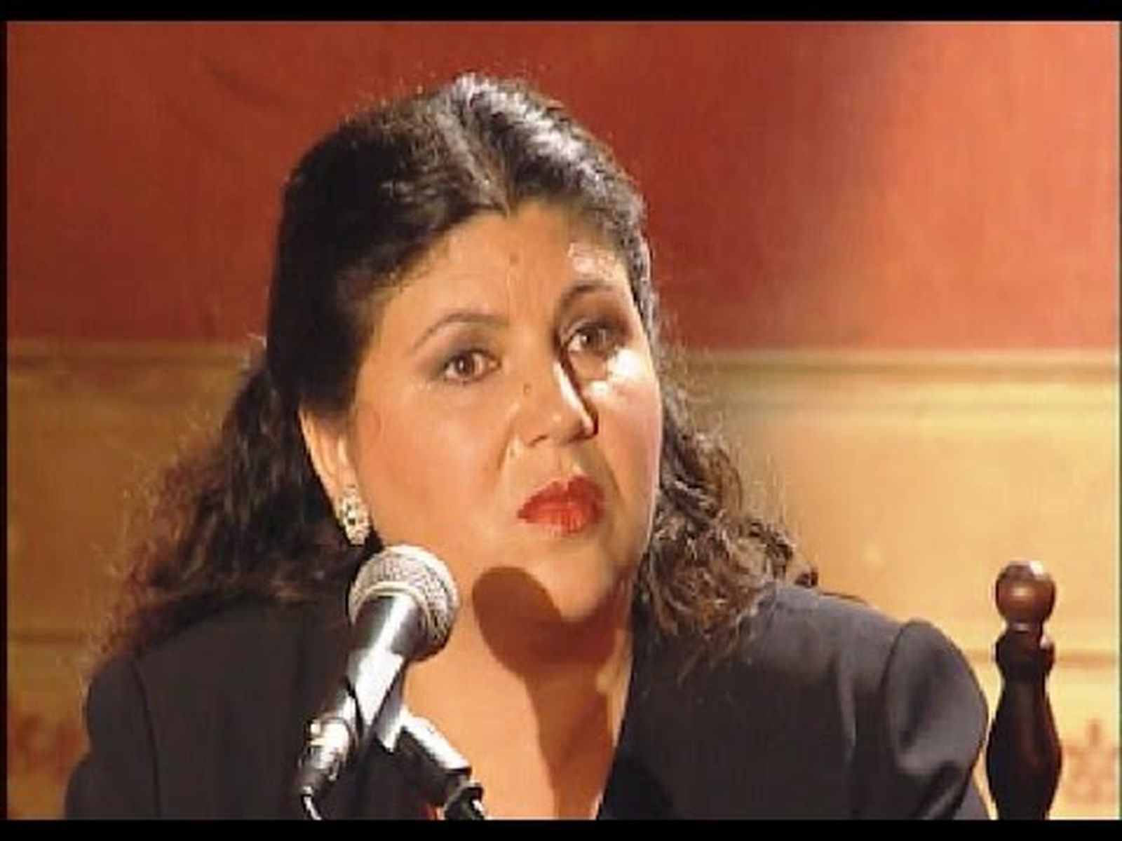 Inés Bacán interpreta unas "Cantiñas" del Pinini | Flamenco en Canal Sur