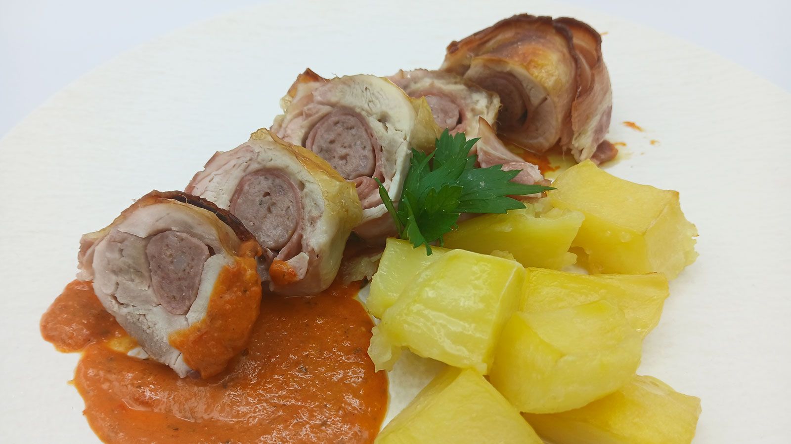 Cómetelo: Muslos de pollo relleno y mojo picón
