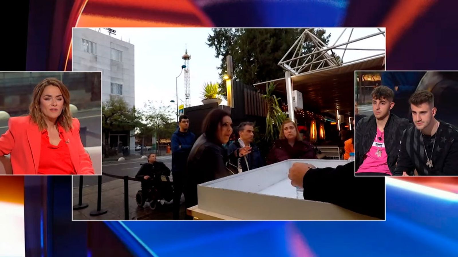 'Usted si que no es normal. Voy a llamar a la policía ahora mismo'