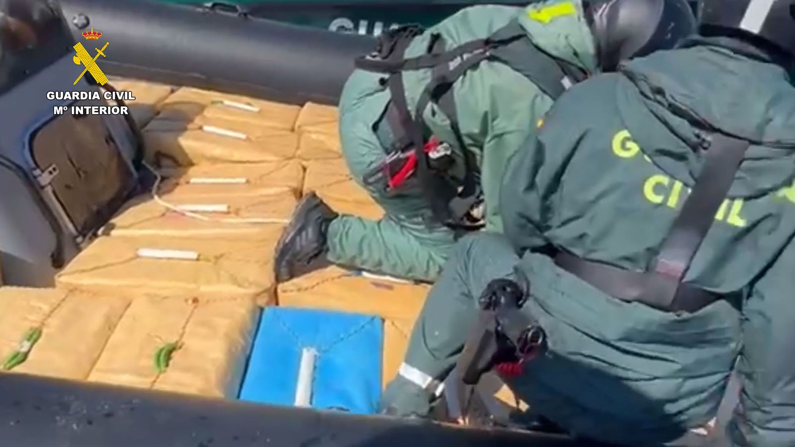 Cinco toneladas de hachís y cuatro detenidos en una narcolancha en Huelva