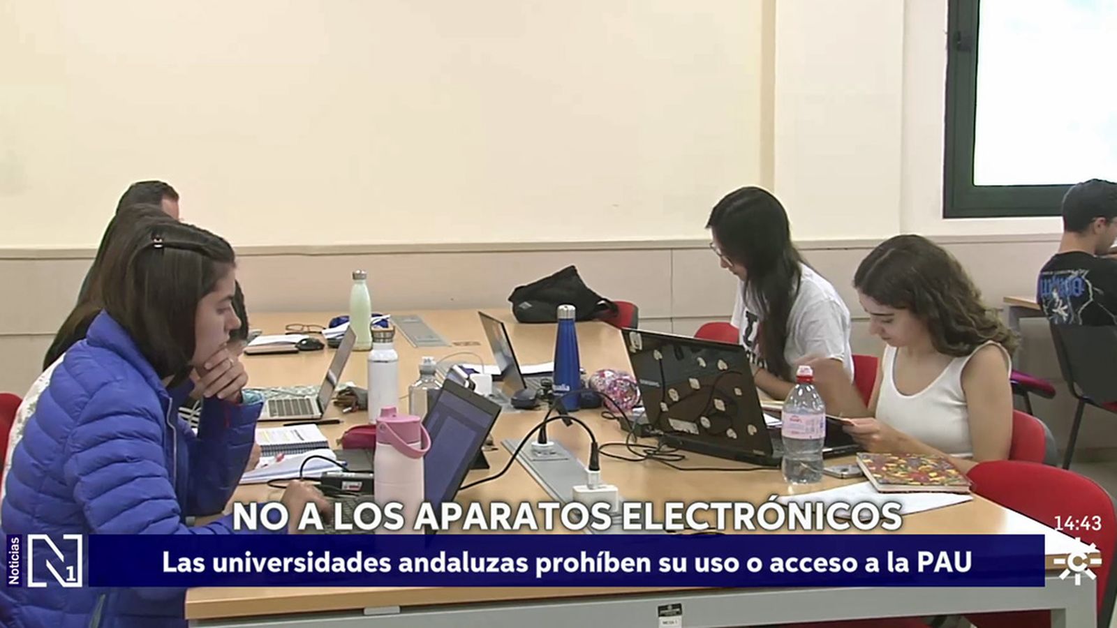 Bibliotecas y salas de estudio abiertas todo el día en vísperas de los exámenes universitarios
