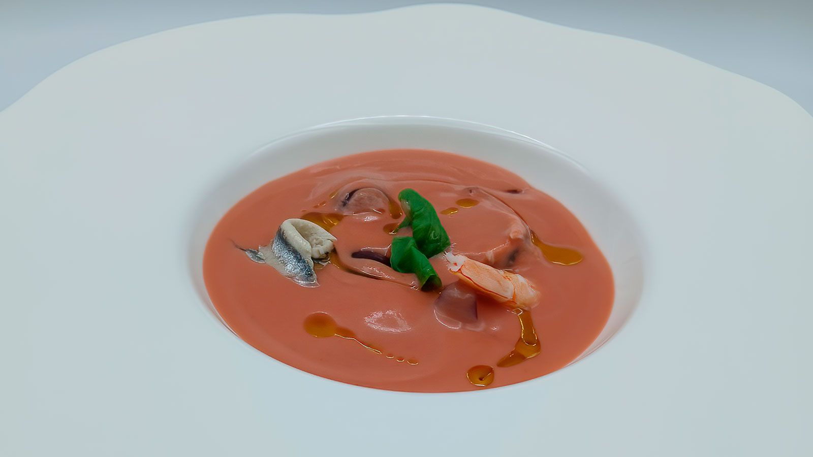 Salmorejo de cerezas elaborado en "Cómetelo".