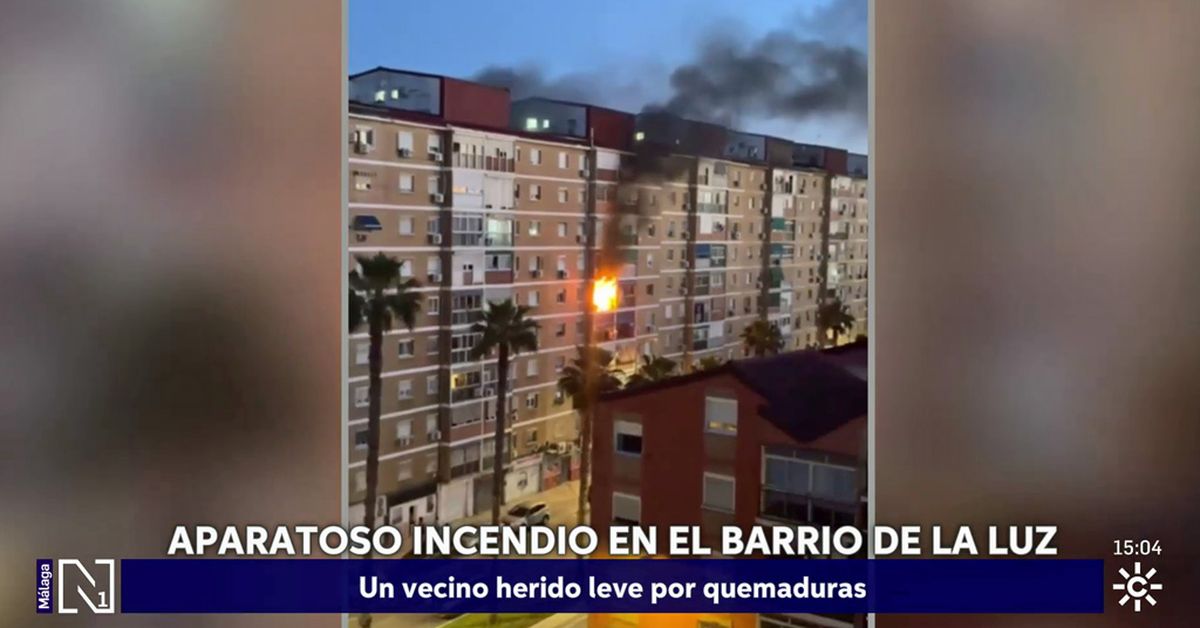 Herido con quemaduras un hombre por el incendio de una vivienda en Málaga