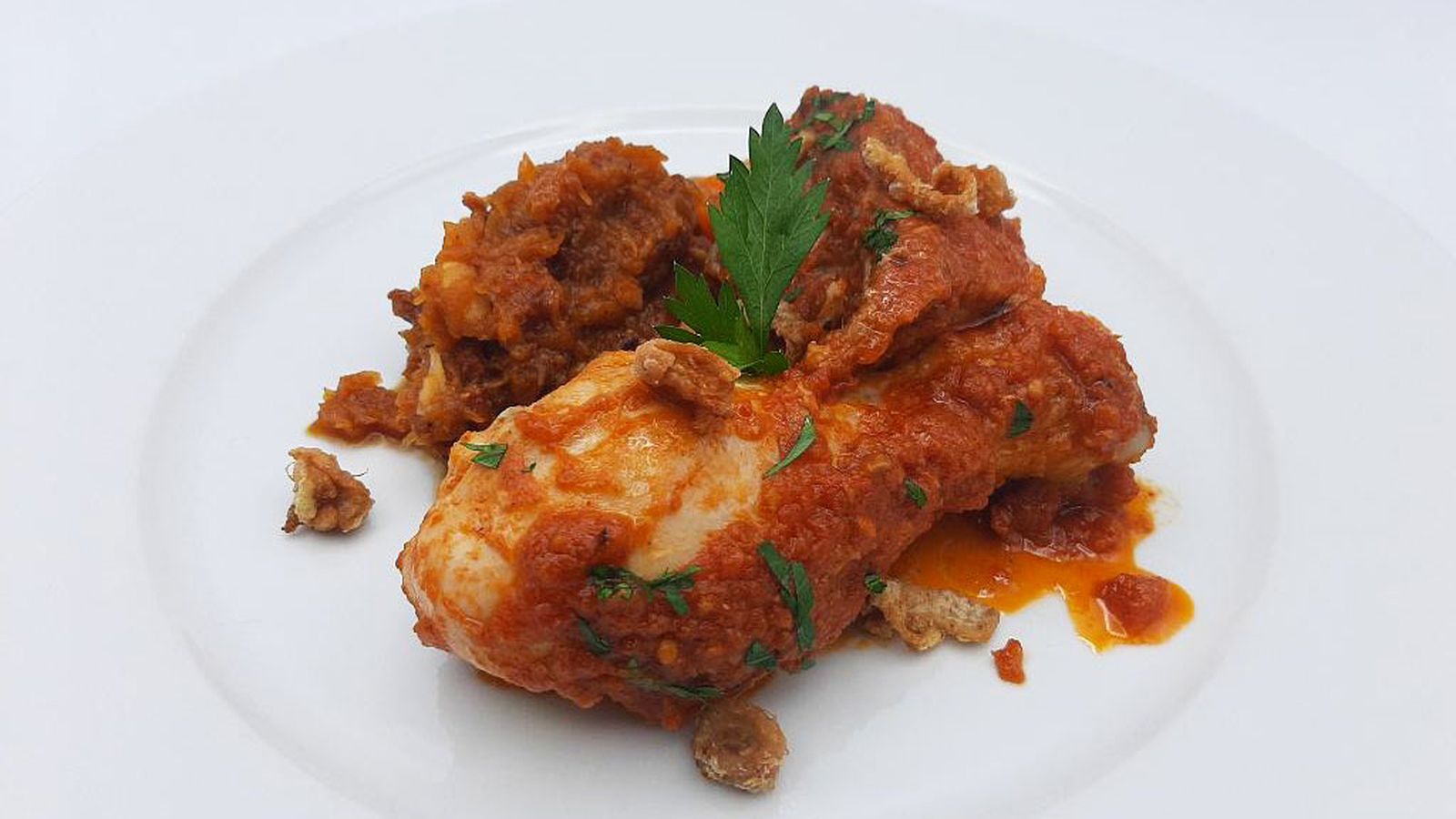 Cómetelo. Pollo en salsa de ajillos y calabaza asada  03/10/22  1024x576