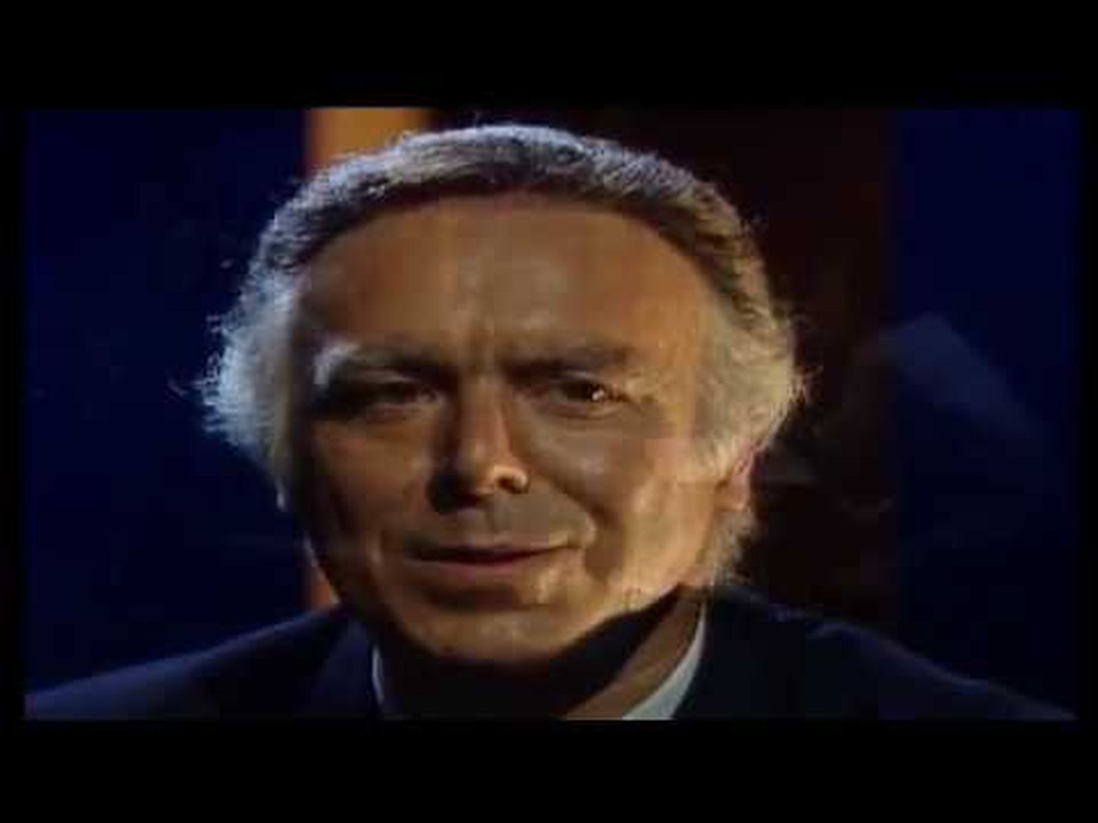 Carlos do Carmo y José Saramago | Portugal en Adivina quién viene esta noche
