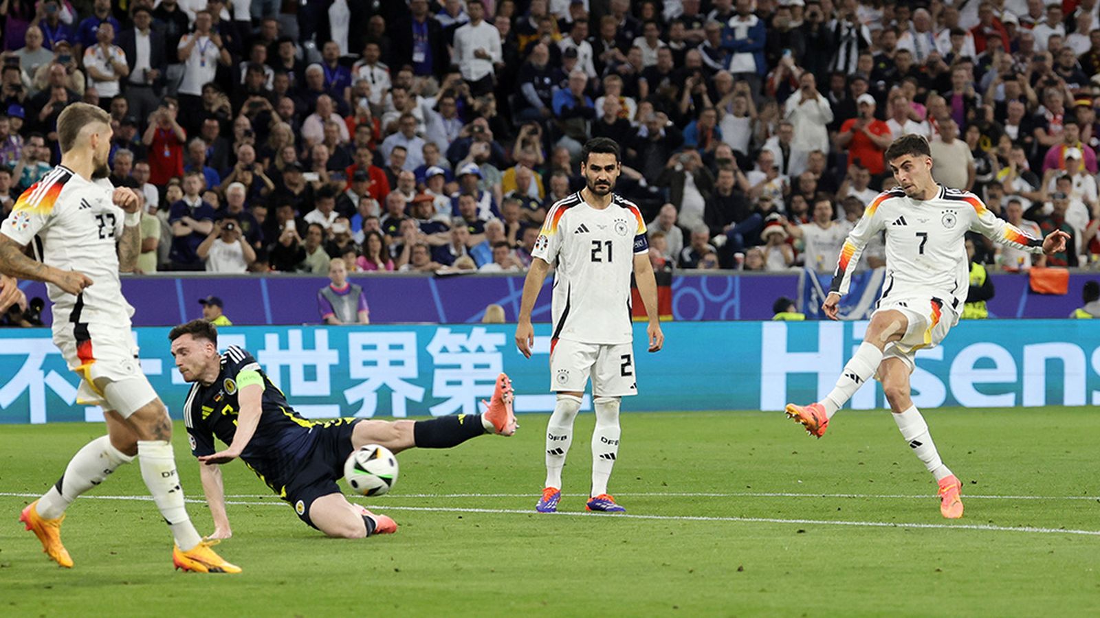 Alemania contra Escocia en la Eurocopa