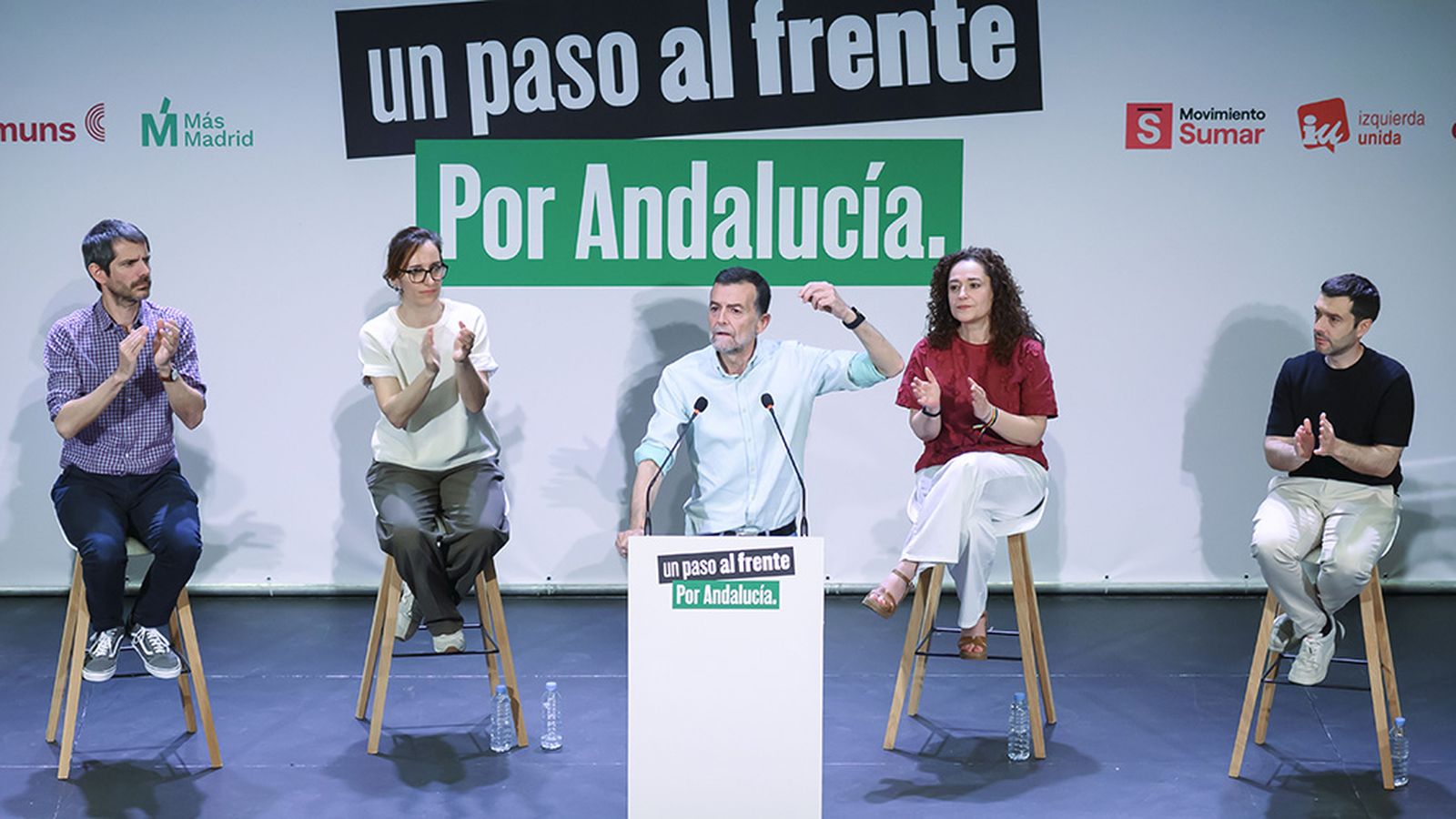 Tres ministros apoyan a Maíllo en Sevilla