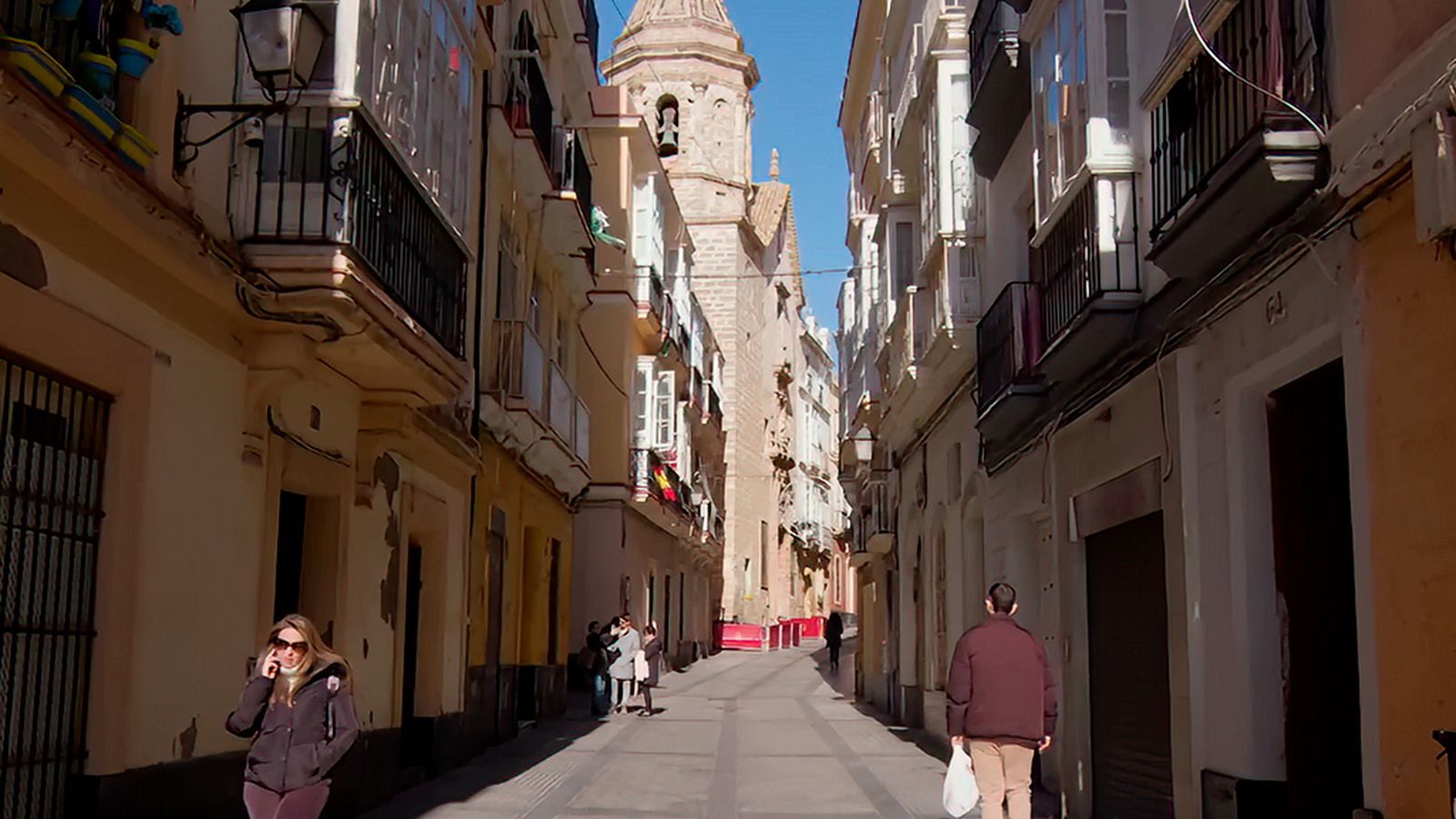 La calle Sagasta, la columna vertebral de Cádiz