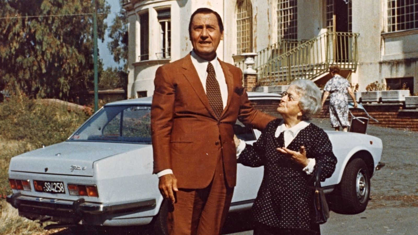 11_cine_Que_viva_Italia