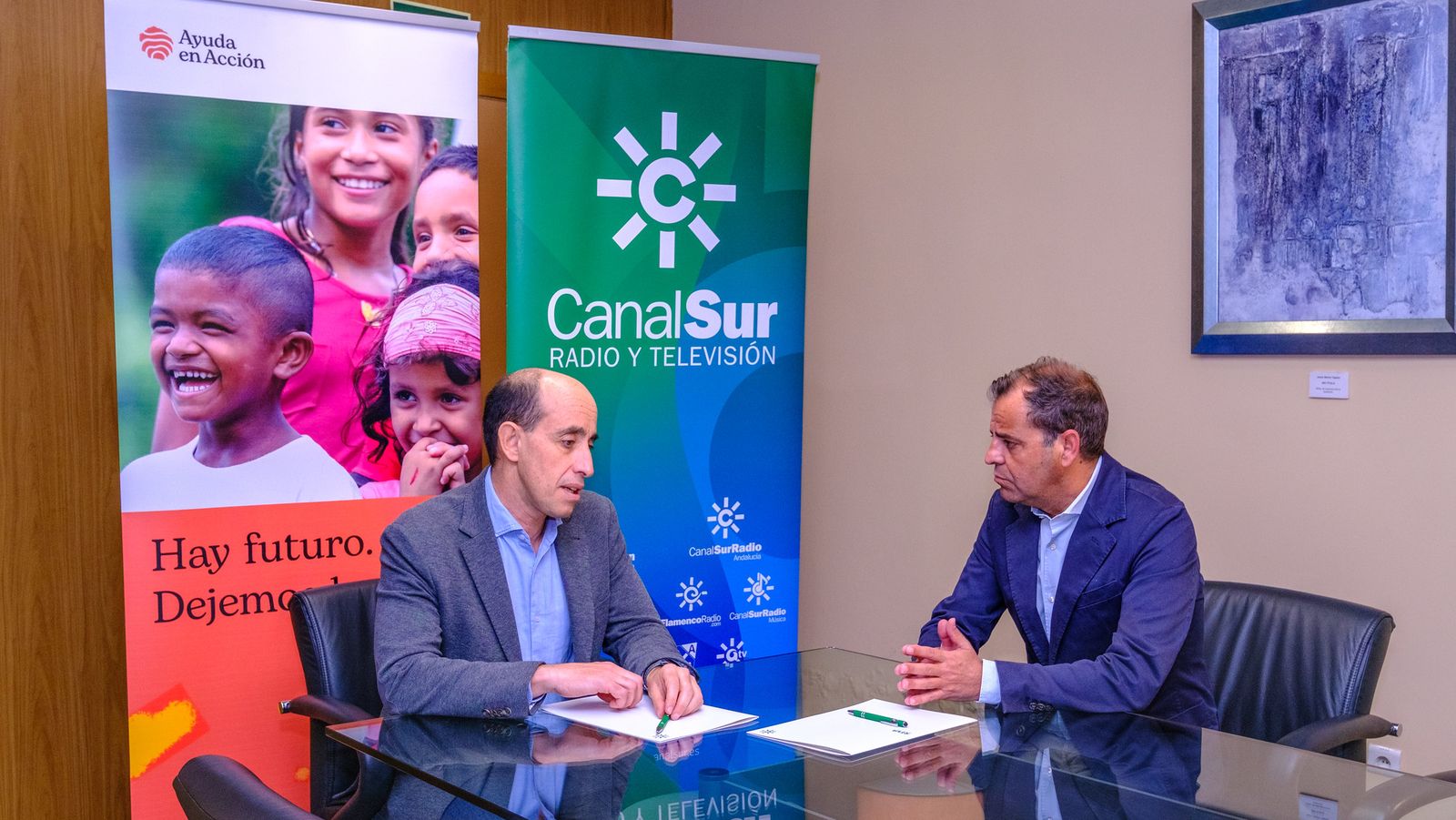 FIRMA 3 AYUDA EN ACCIÓN