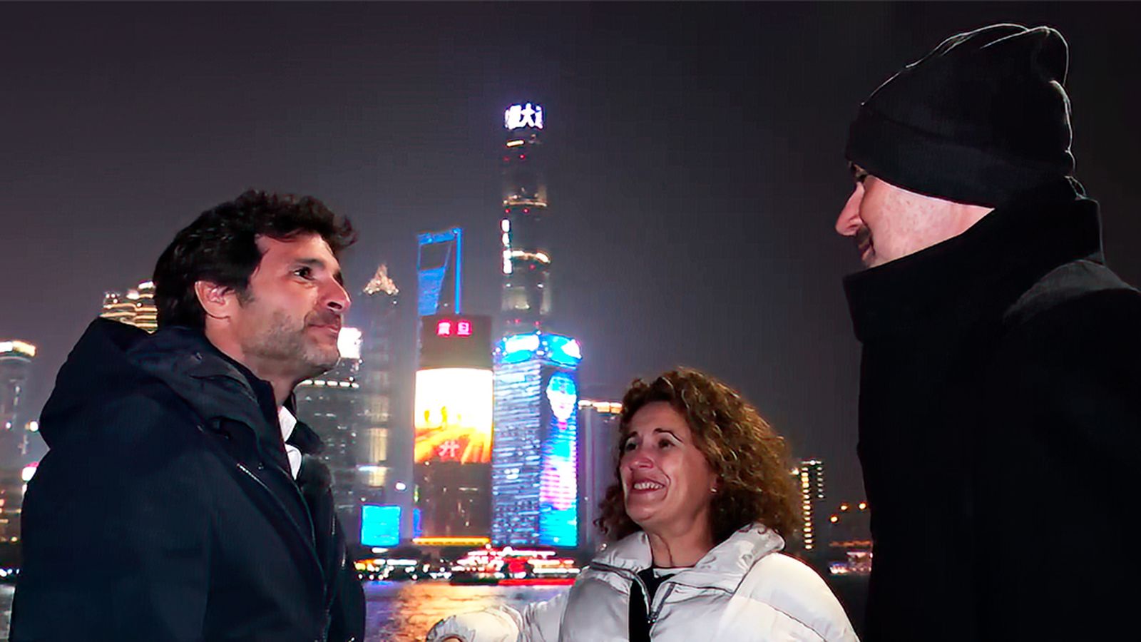 Con los marbellíes Montse Soto y Jordi Blanco por la Shanghái alternativa