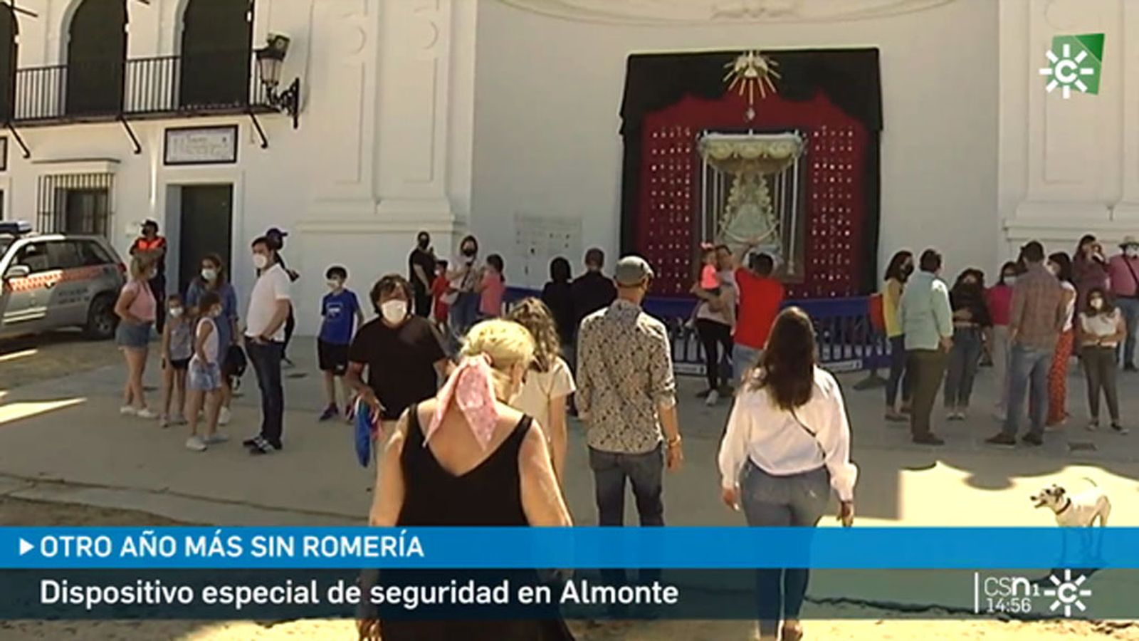 Domingo de Pentecostés con poca gente en la Aldea